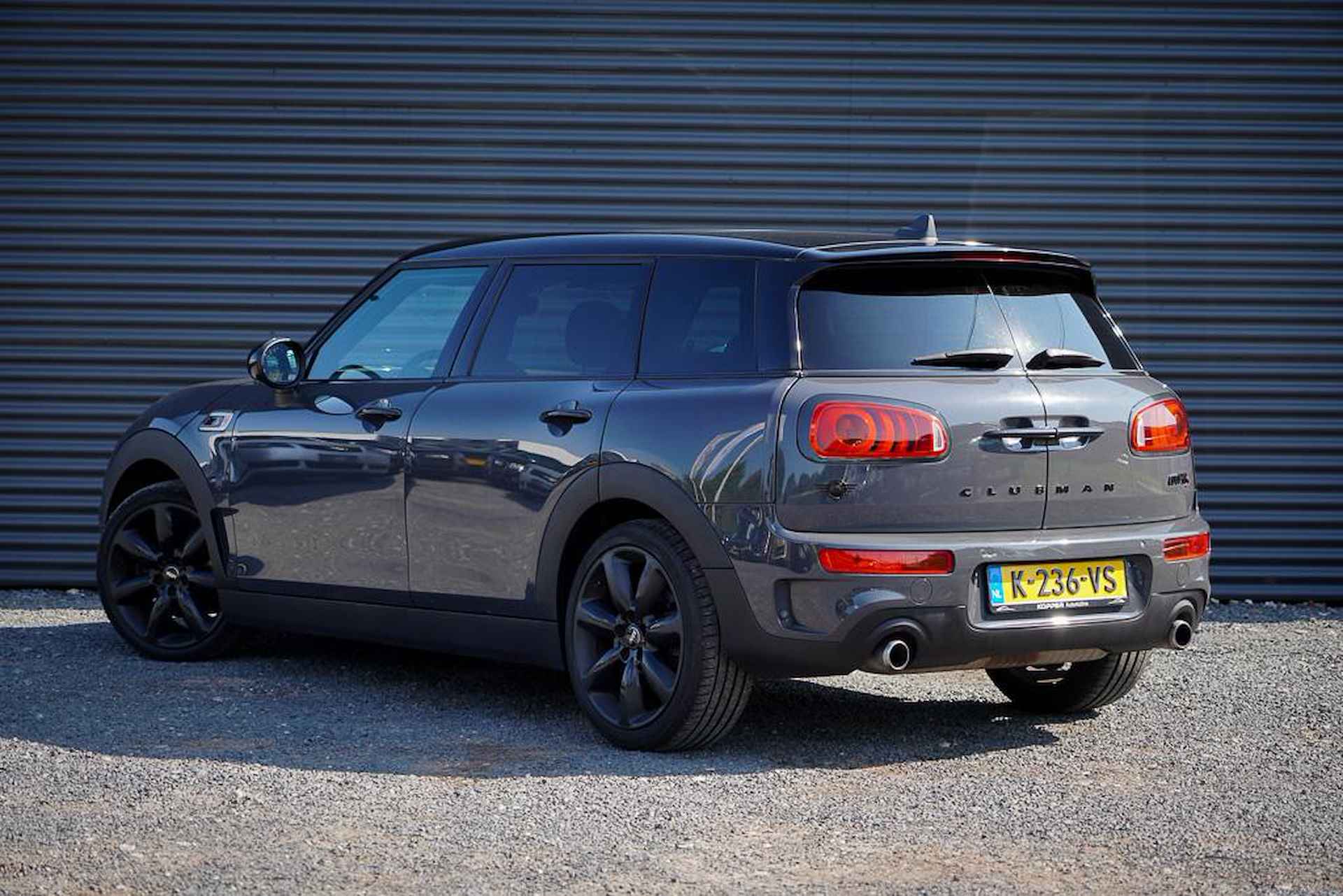 Mini Clubman 2.0 Cooper S Chili Serious Business / Pano / Aut / Stoelverwarming - 15/65