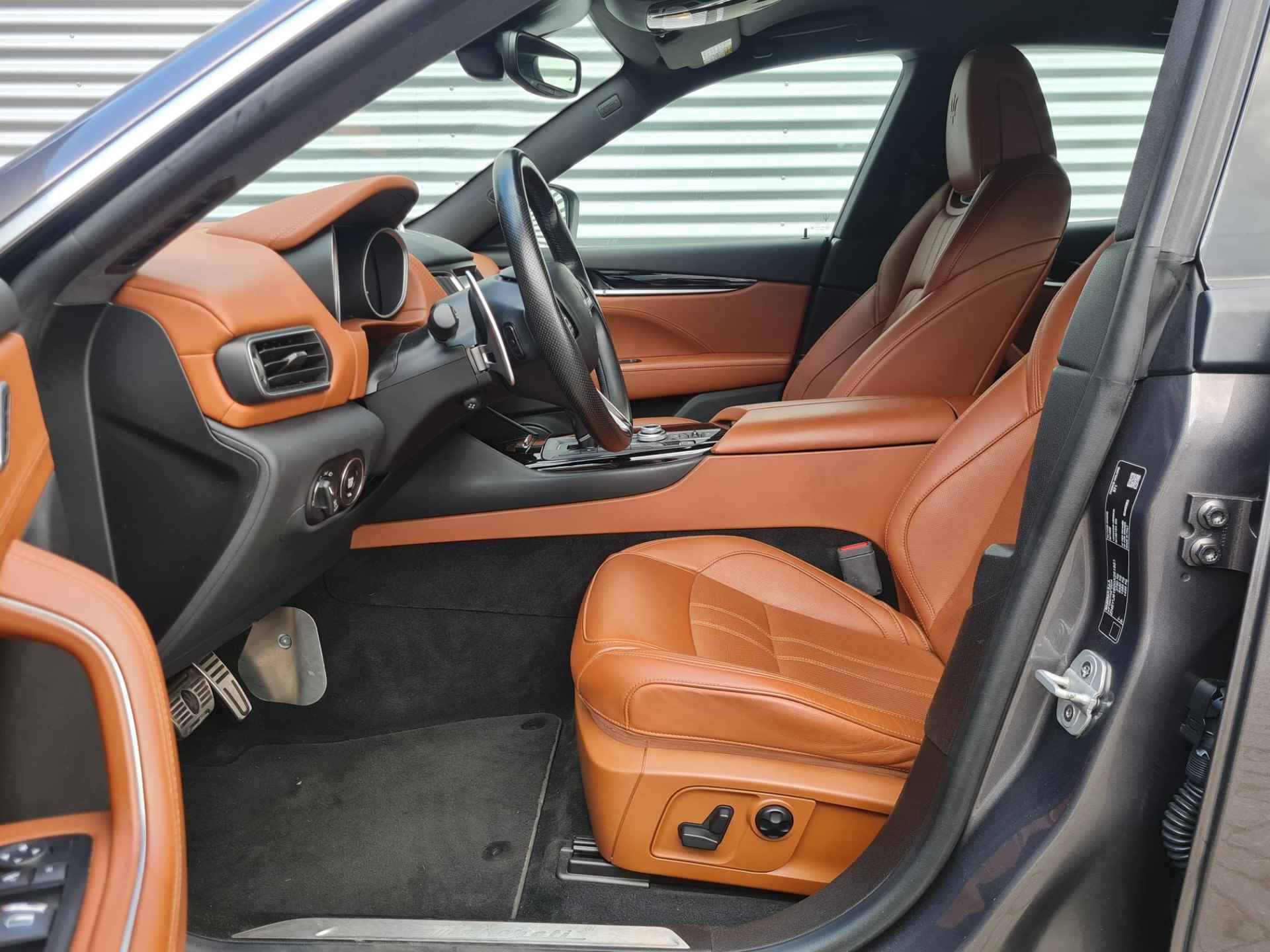 Maserati Levante 3.0 V6 S AWD GranSport | Softclose | 360 Camera | Stoelververwarming en verkoeling - 6/38