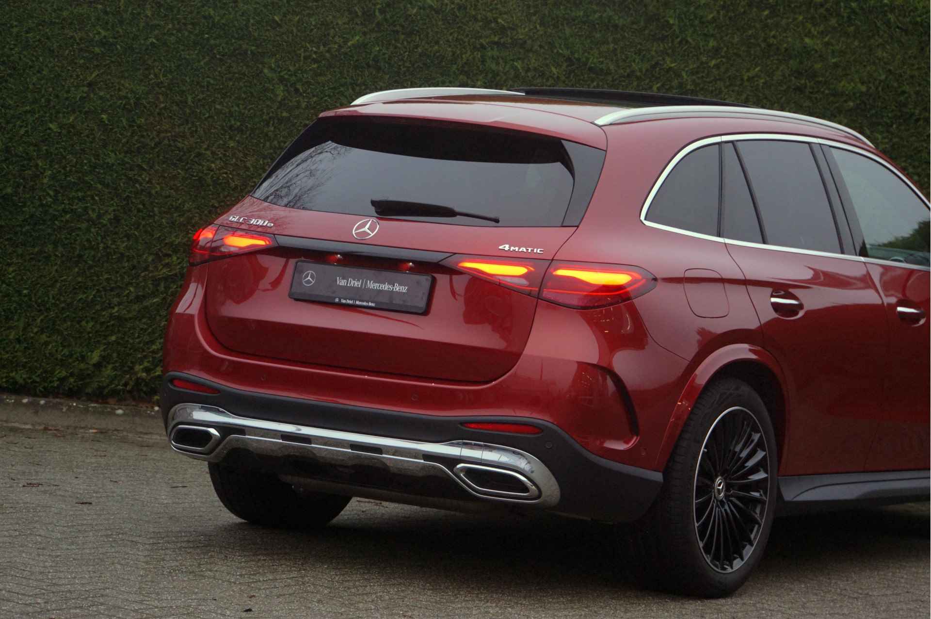 Mercedes-Benz GLC GLC 300 e 4M AMG Line | Achterasbest Luchtvering MANUFAKTUR - 23/47