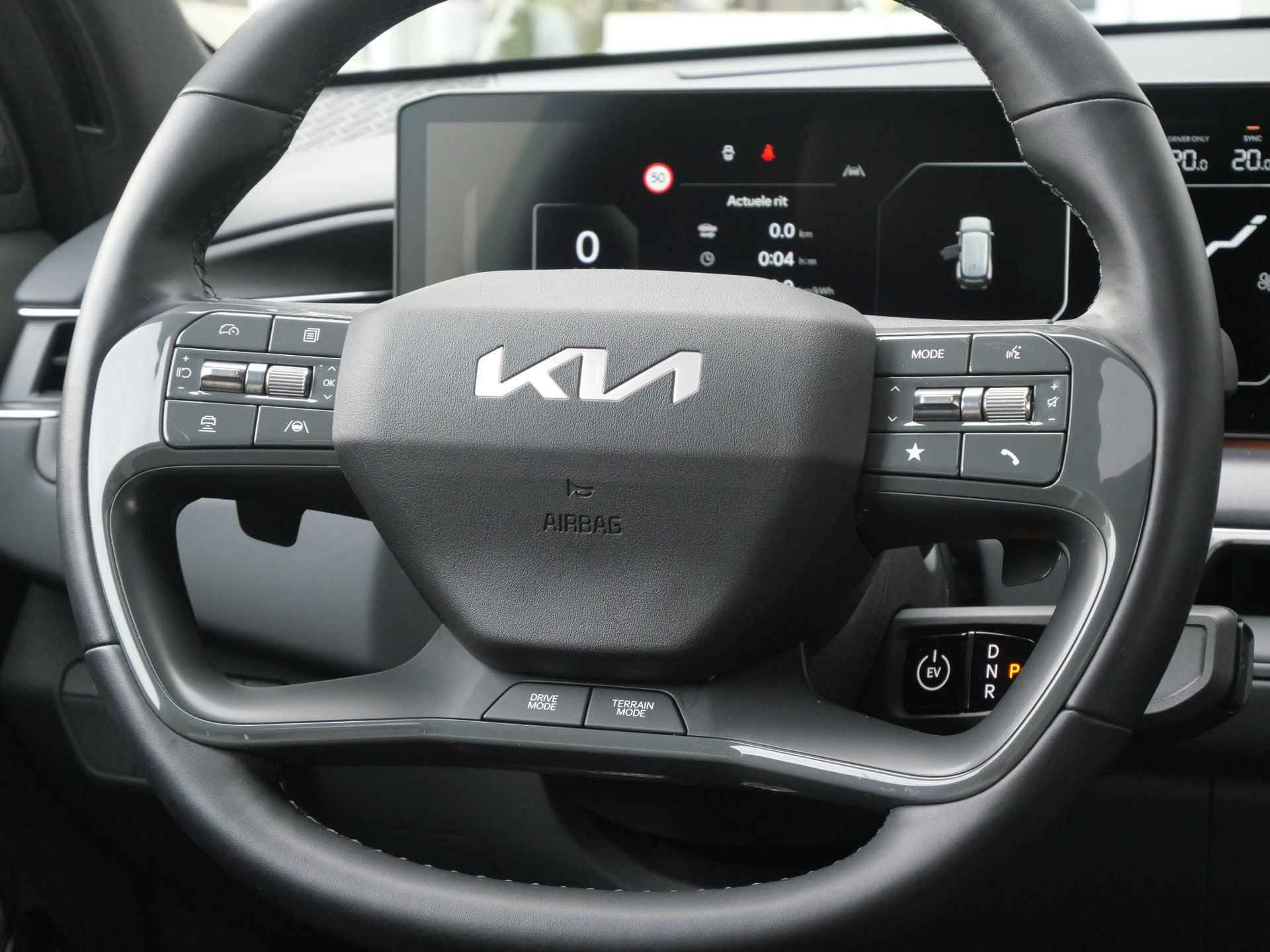 Kia EV9 Launch Edition GT-Line AWD 99.8 kWh | Trekhaak | Navi | 7-Pers. | Adapt. Cruise | 21" | Head-Up | Stoel-/Stuurverwarming | Premium Audio | Schuif-/kanteldakr - 17/39