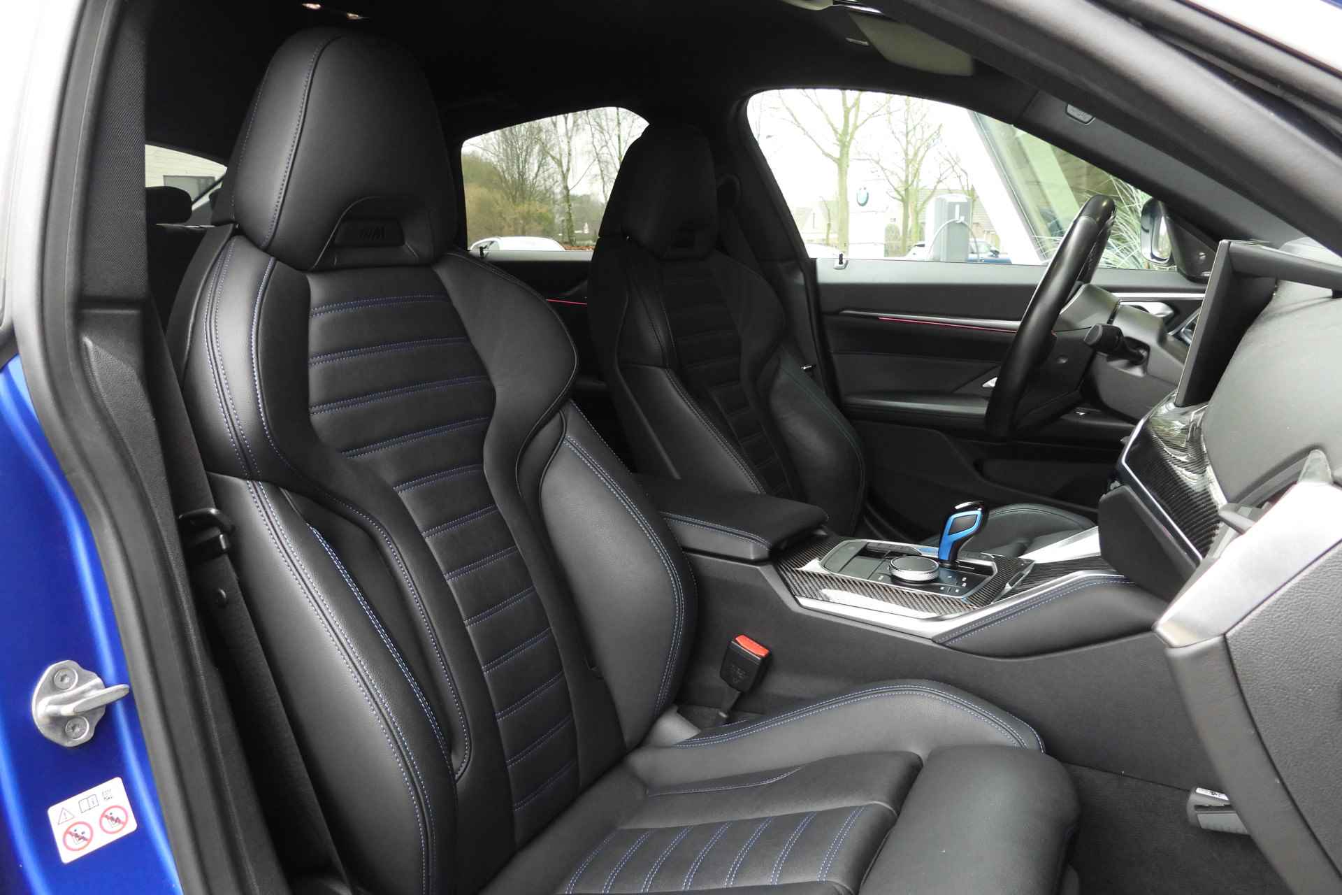 BMW i4 M50 High Executive / BMW M 50 Jahre uitvoering / M sportstoelen / Laserlight / Comfort Access / M Adaptief onderstel / Parking Assistant Plus - 7/67