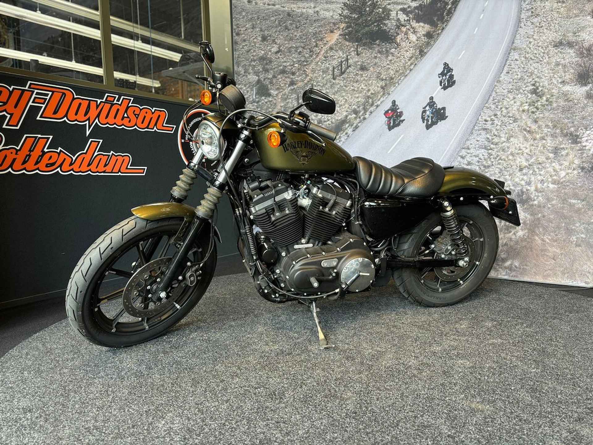 Harley-Davidson XL883N Sportster Solid Colour - 3/10