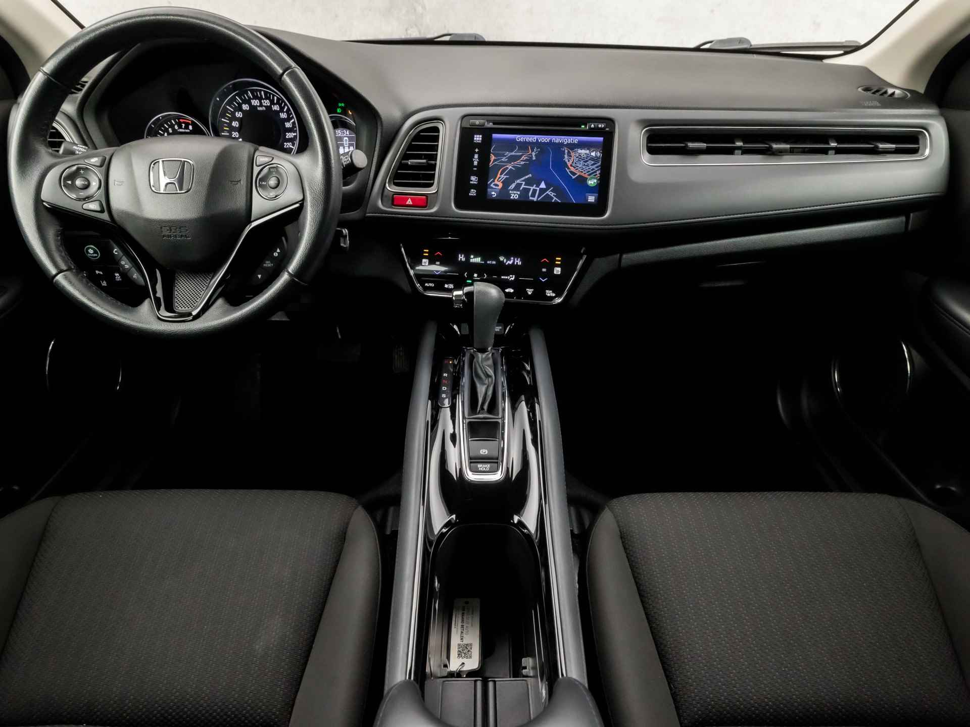 Honda HR-V 1.5 i-VTEC Elegance Automaat (NAVIGATIE, CLIMATE, STOELVERWARMING, PARKEERSENSOREN, SPORTSTOELEN, LM VELGEN, CRUISE, NIEUWE APK, NIEUWSTAAT) - 6/34