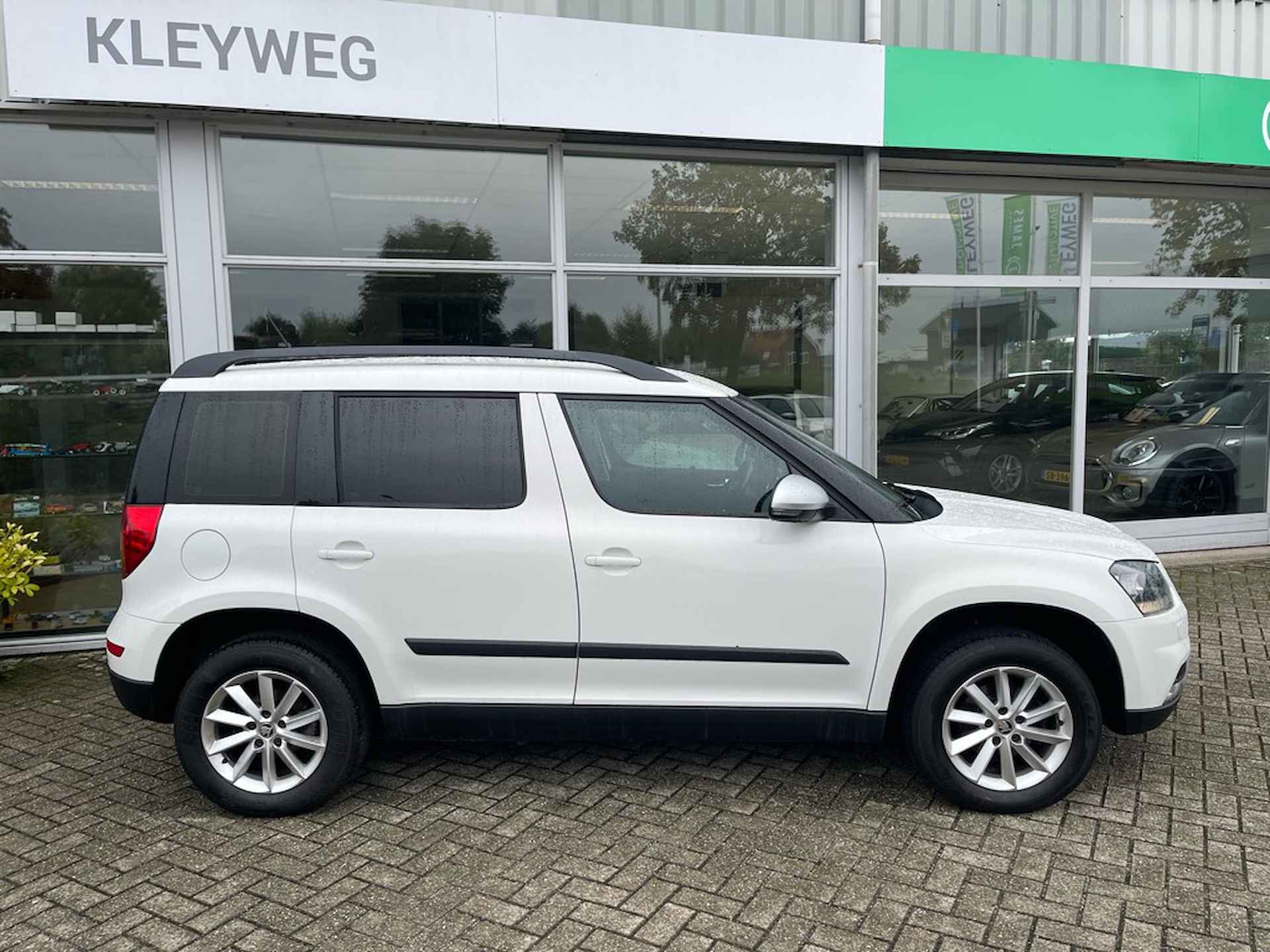 Skoda Yeti Outdoor 1.2 TSI Grt Drive, Automaat, Stoelverwarming - 6/24