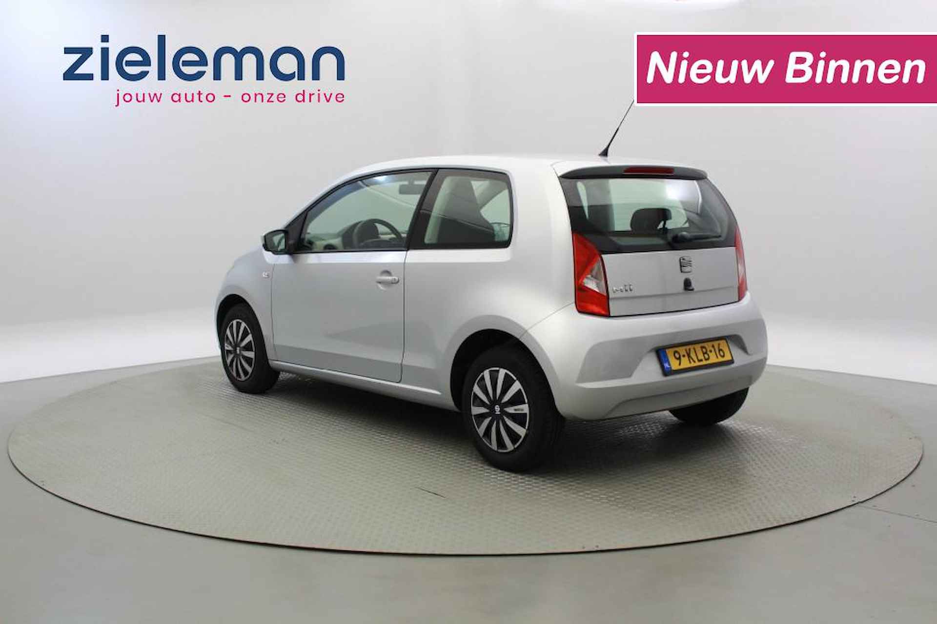 VOLKSWAGEN Up 1.0 Style Sport - Airco - 3/15