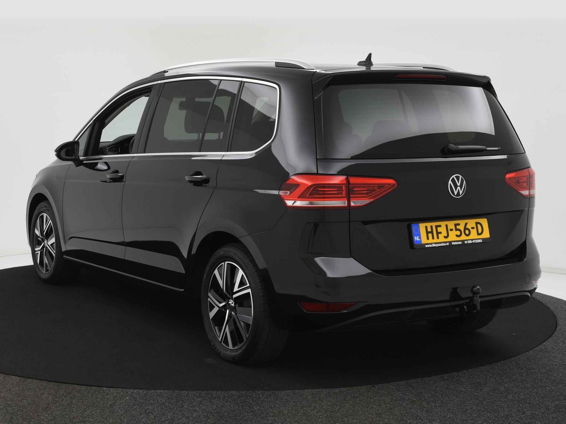 Volkswagen Touran 1.5 TSI Comfortline Business 7p TREKH|LED|CRUISE|PDC|STOELVERW|APPLECARPLAY - 3/36