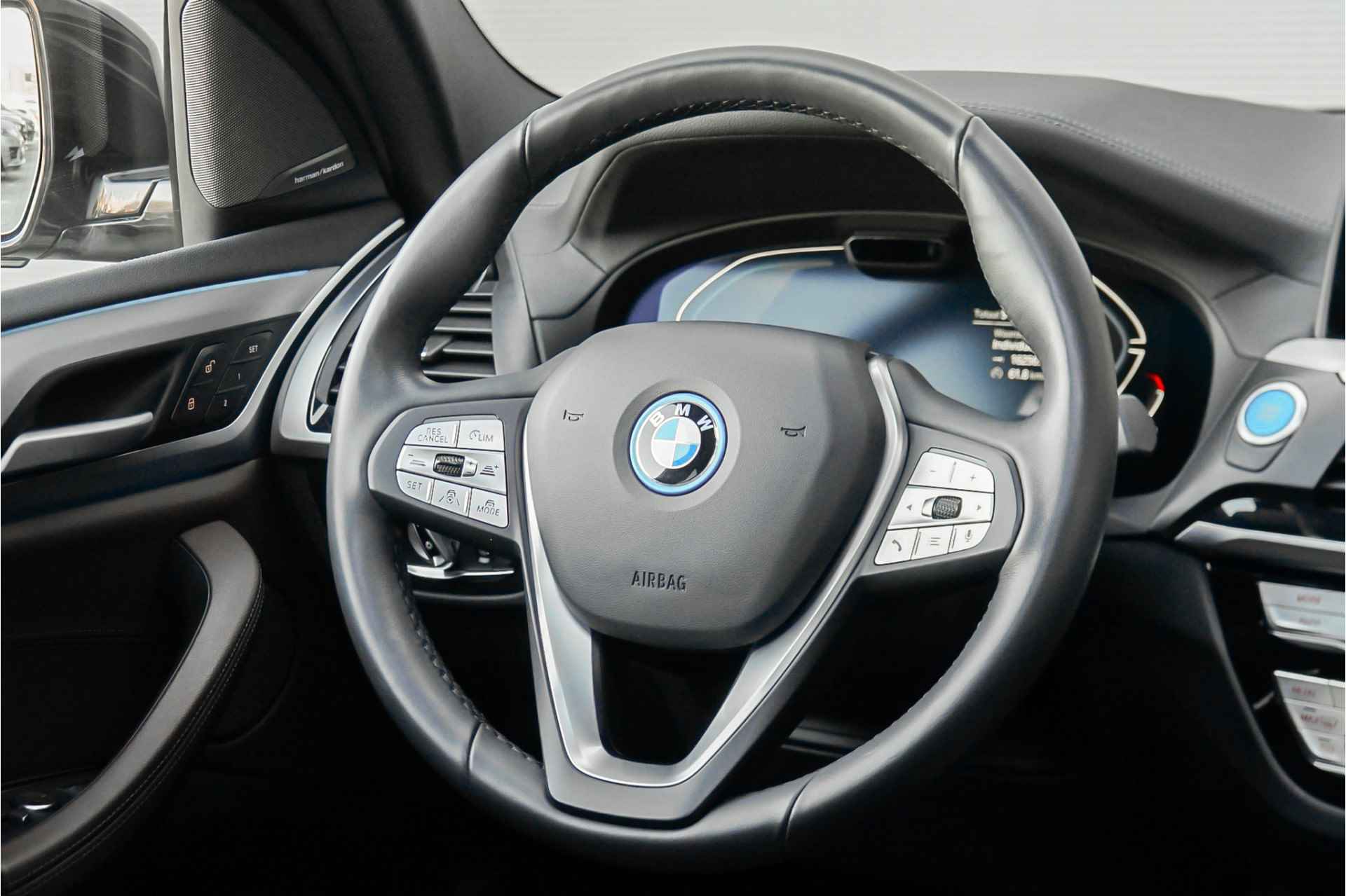 BMW iX3 High Ex 80 kWh Pano Leder Trekhaak Live Cockpit Pro 1e Eig Ori NL - 24/56