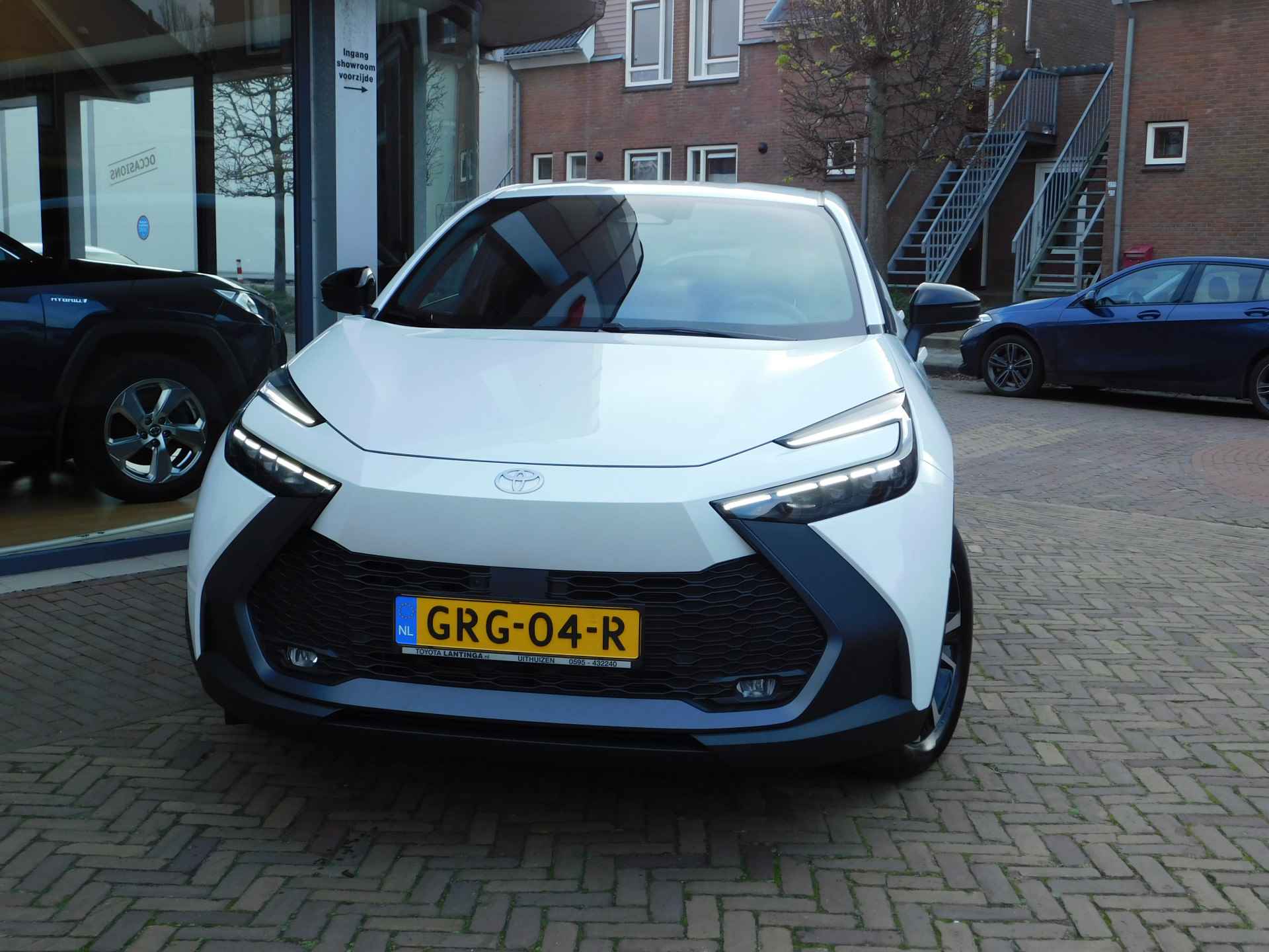 Toyota C-HR 2.0 Plug-in Hybrid 220 First Edition - 7/49