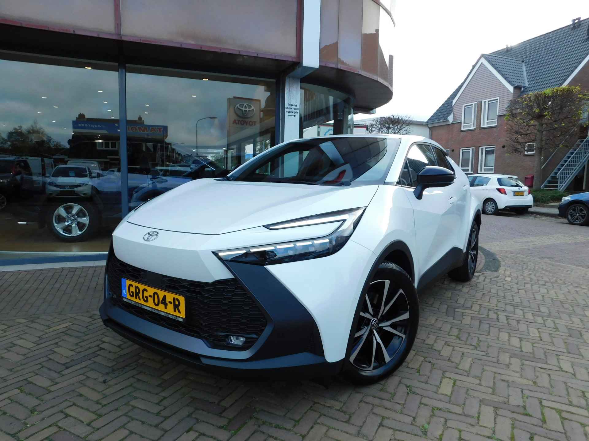 Toyota C-HR 2.0 Plug-in Hybrid 220 First Edition - 12/49