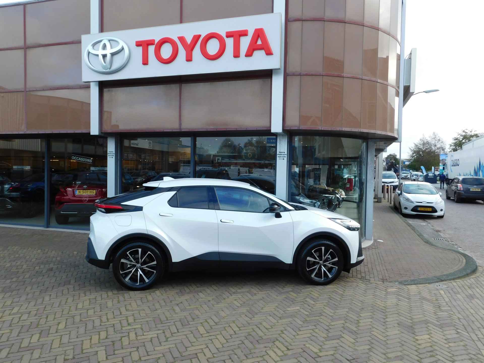 Toyota C-HR 2.0 Plug-in Hybrid 220 First Edition - 31/49