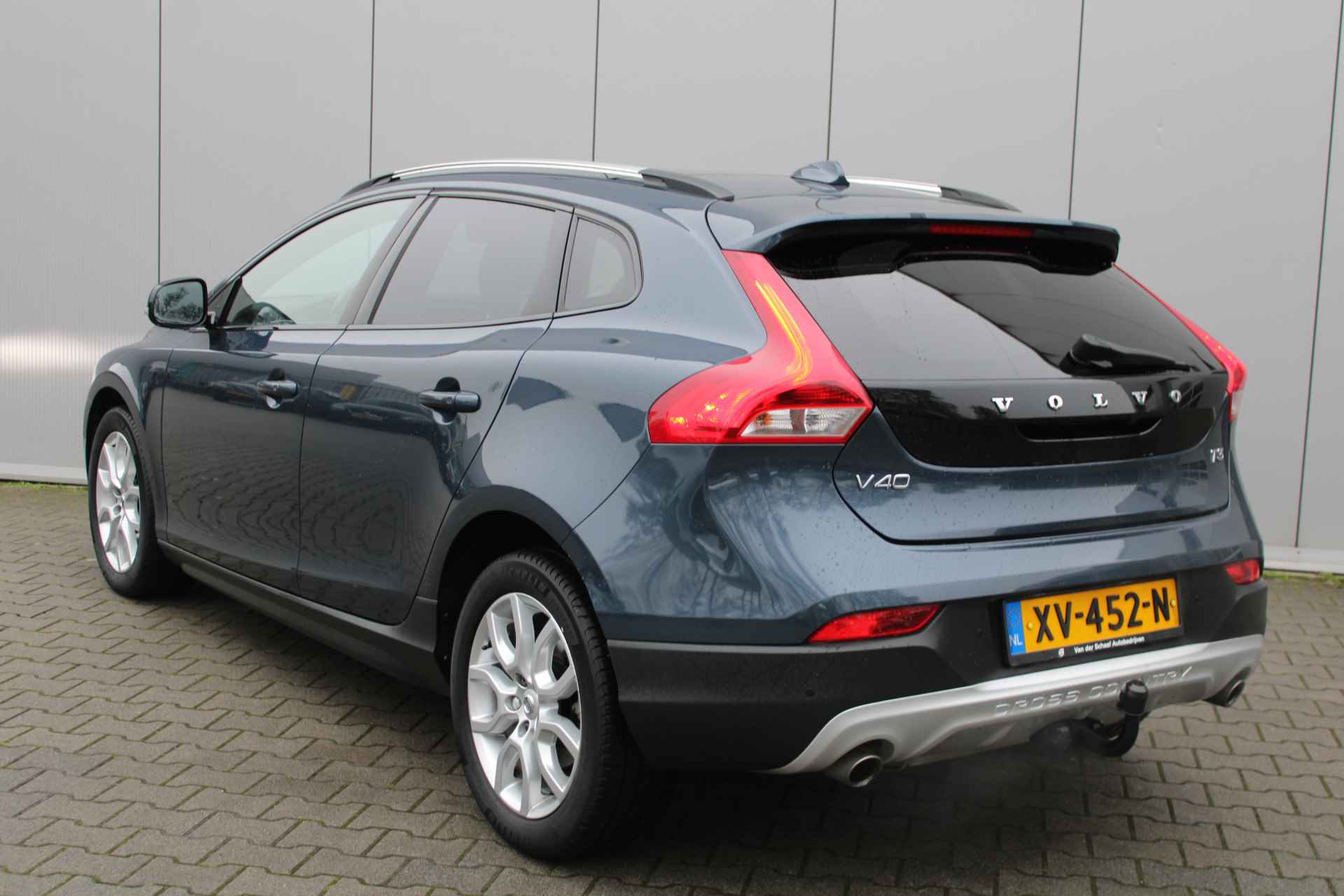 Volvo V40 Cross Country T3 Automaat Polar+ Luxury | Trekhaak | Standkachel | Leer | El. Bestuurdersstoel - 11/41