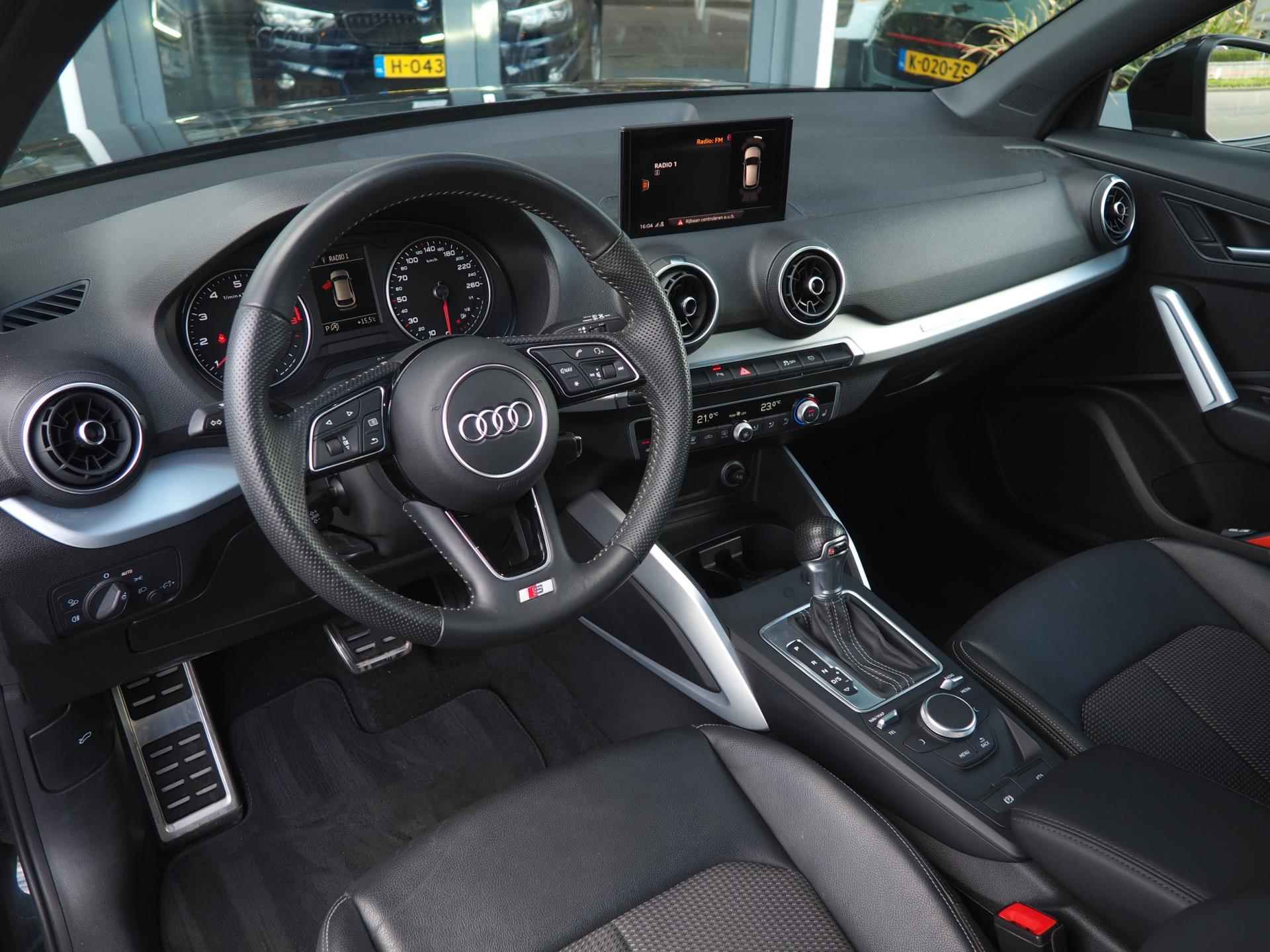 Audi Q2 35 TFSI S-line Edition / Panorama / Stoelverwarming / Navi / Sensoren / LED - 5/29