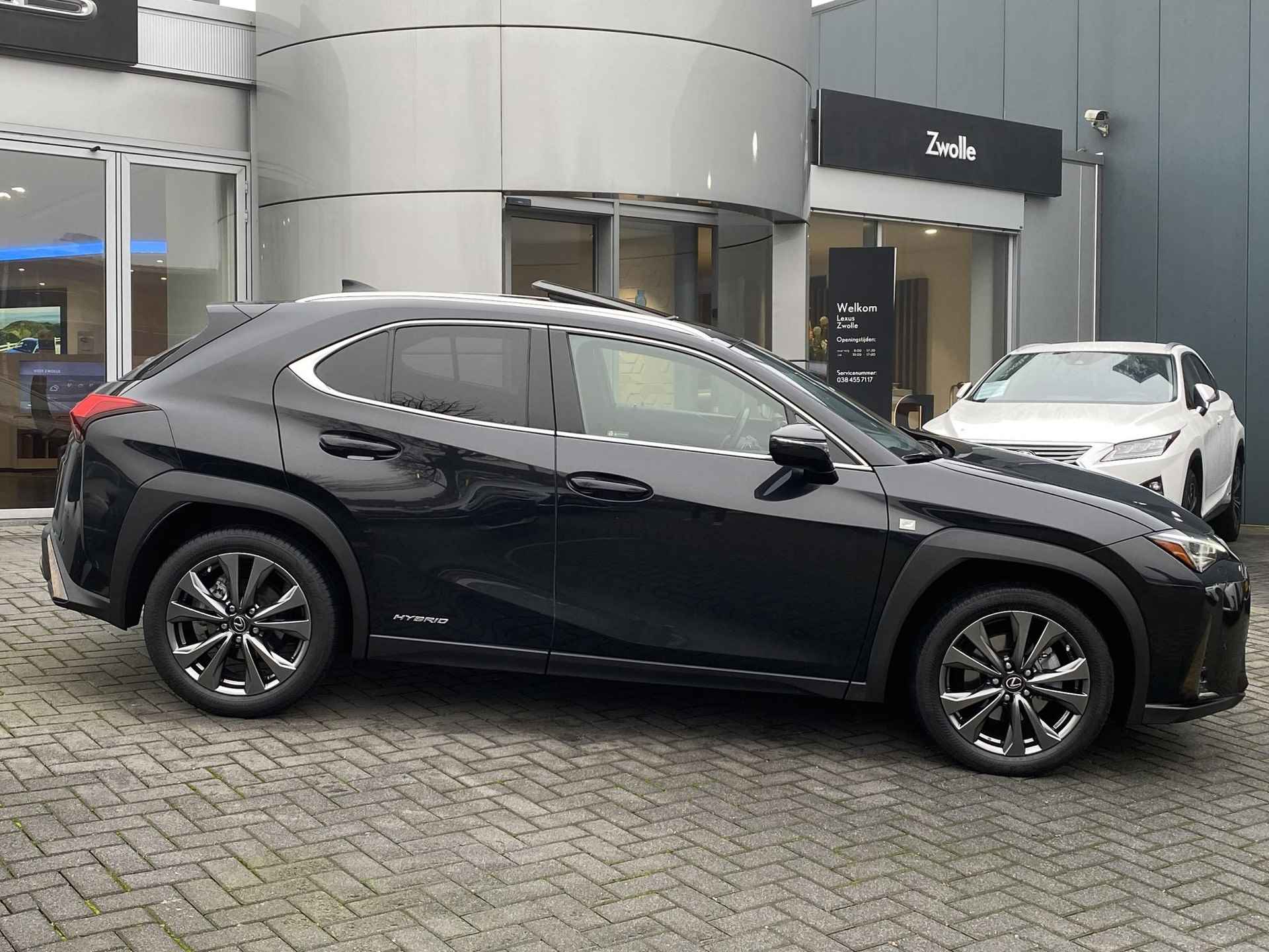 Lexus UX 250h F Sport Line NL-AUTO SCHUIFDAK EL-STOELEN STOELVERW NAV CARPLAY BLIND-SPOT KEYLESS - 2/42