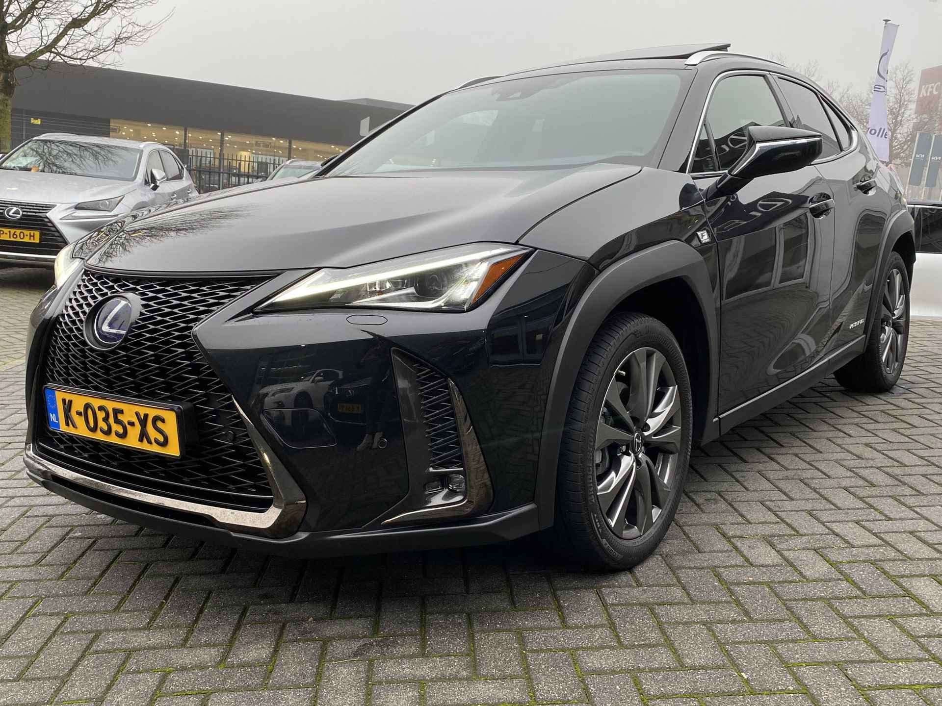 Lexus UX 250h F Sport Line NL-AUTO SCHUIFDAK EL-STOELEN STOELVERW NAV CARPLAY BLIND-SPOT KEYLESS - 8/42