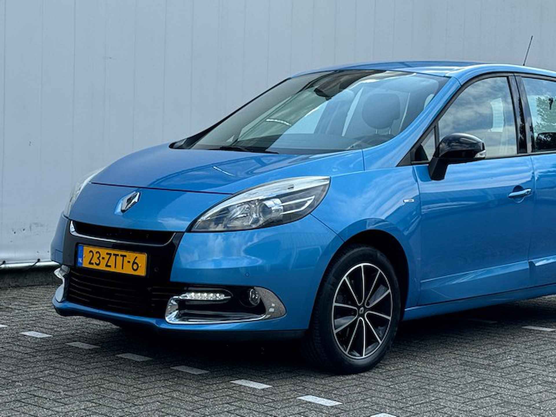 Renault Scénic 1.2 TCe Bose met Navi/Camera, Climate Controle, 17 inch, 1e Eigenaar! - 20/23