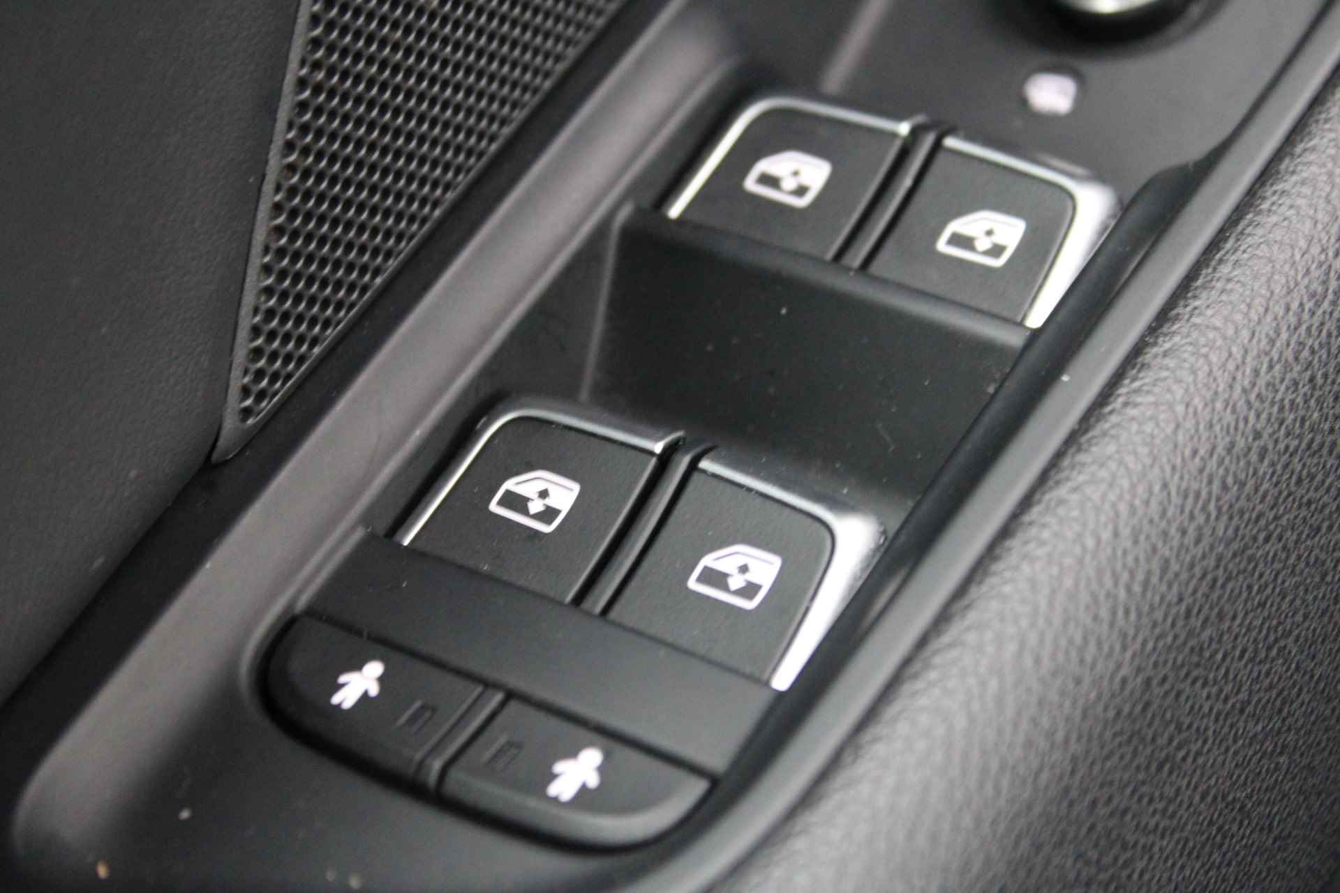Audi A3 Advance Sport 150pk AUT. | S-LINE IN/EXTERIEUR | PANO | VIRT. COCKPIT | STOELVERW. | NL AUTO! | - 37/44