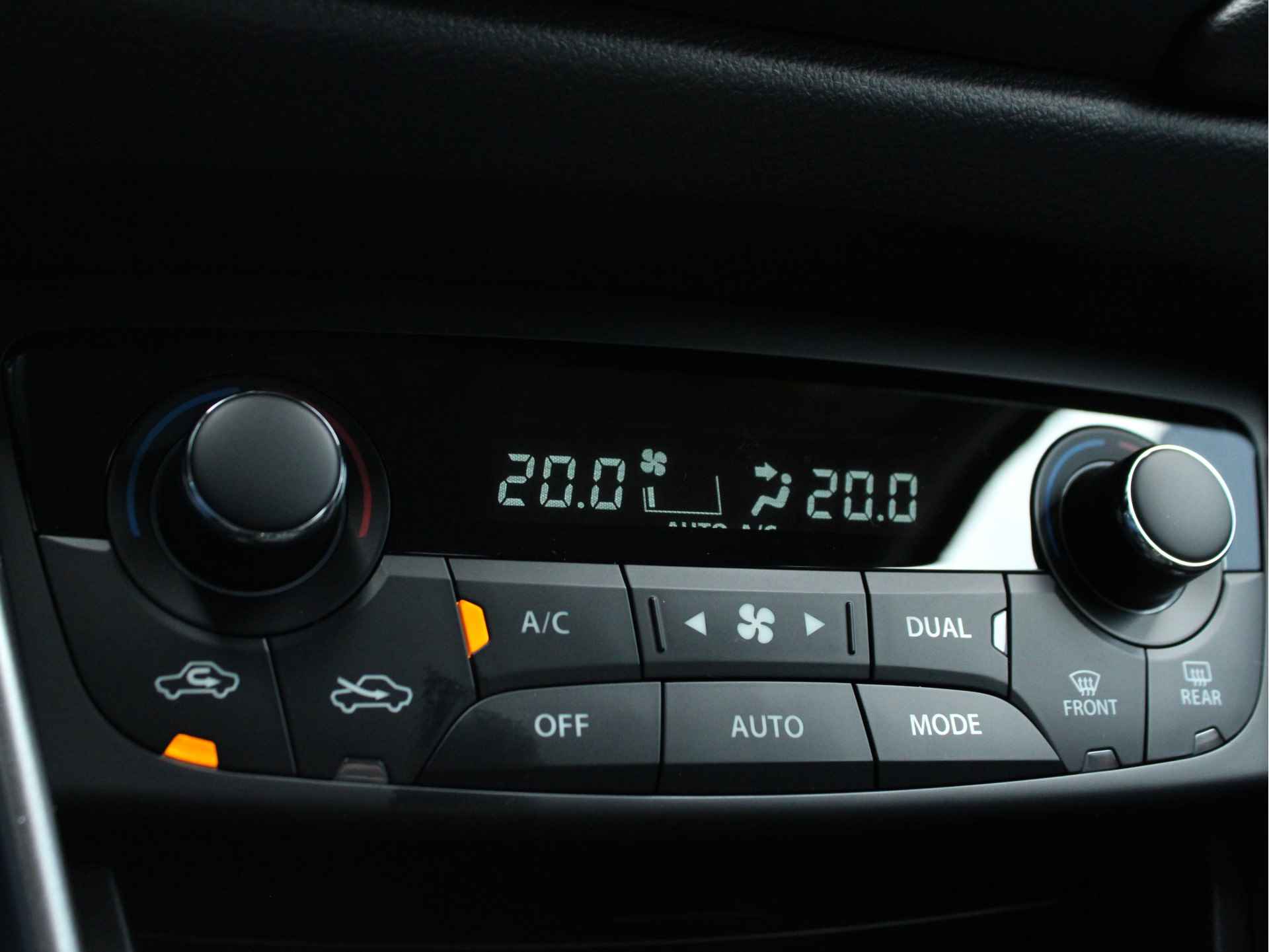 Suzuki S-Cross 1.5 Hybrid Select Automaat Adaptieve Cruise en Climate Control, Carplay/Android Auto, Parkeersensoren Voor en Achter, Bluetooth - 22/41
