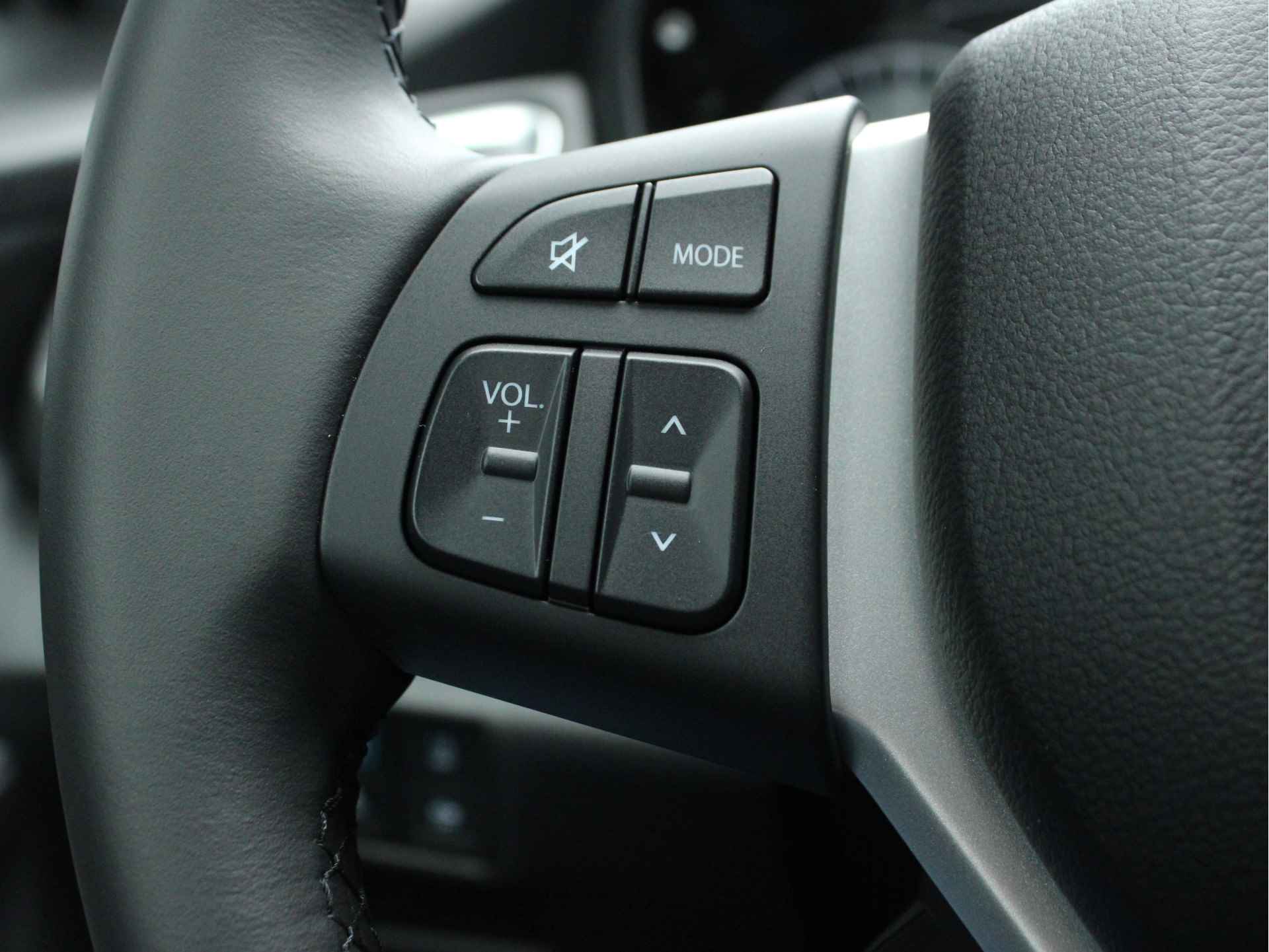 Suzuki S-Cross 1.5 Hybrid Select Automaat Adaptieve Cruise en Climate Control, Carplay/Android Auto, Parkeersensoren Voor en Achter, Bluetooth - 29/41