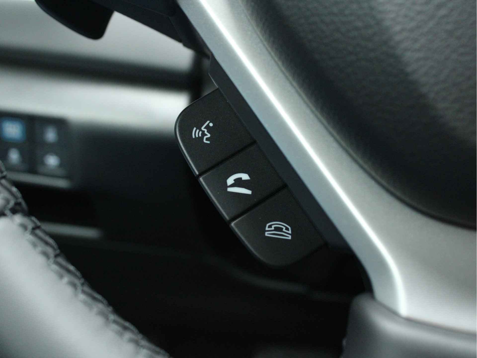 Suzuki S-Cross 1.5 Hybrid Select Automaat Adaptieve Cruise en Climate Control, Carplay/Android Auto, Parkeersensoren Voor en Achter, Bluetooth - 31/41