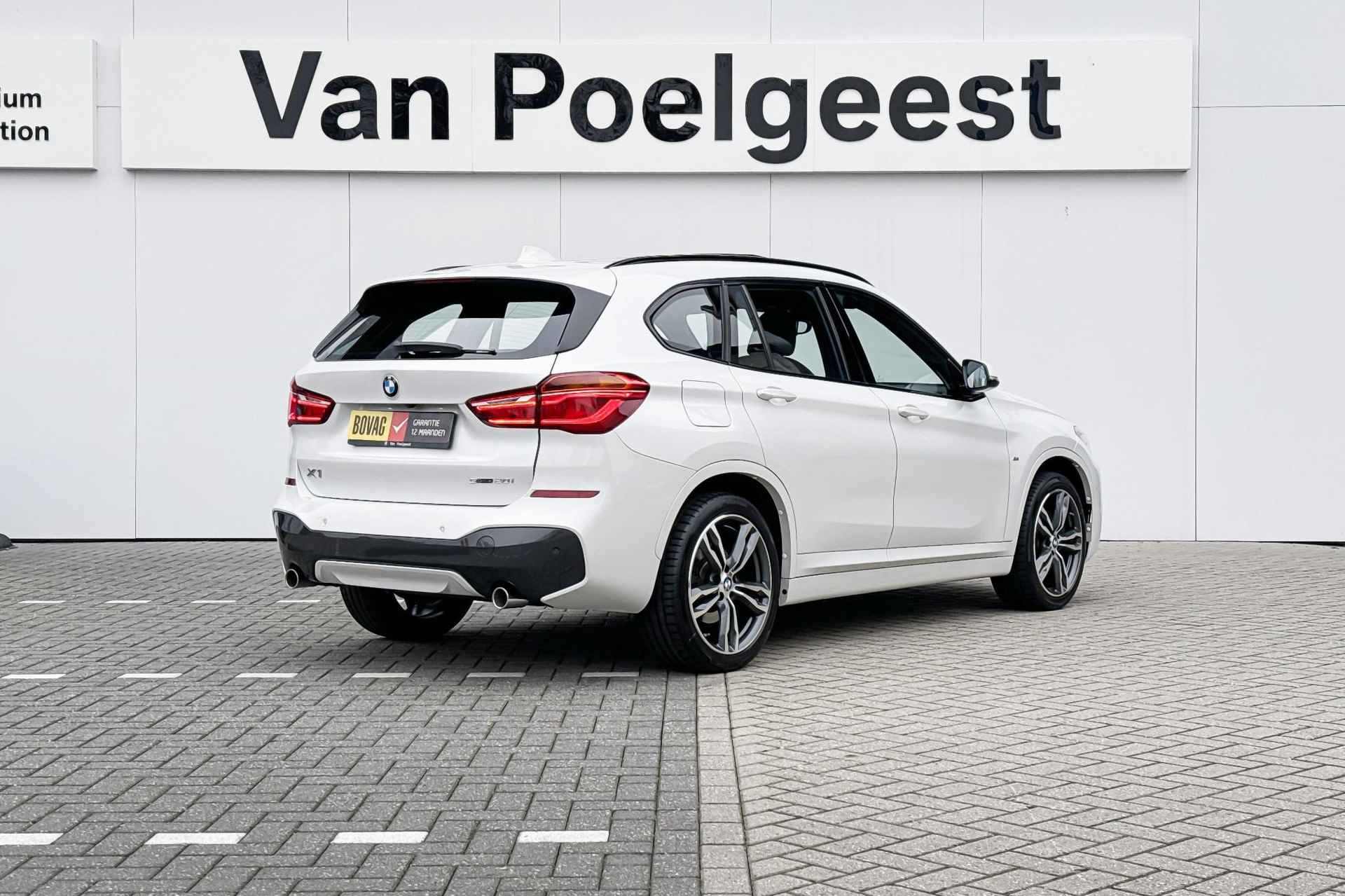 BMW X1 sDrive20i High Executive Edition - 4/27