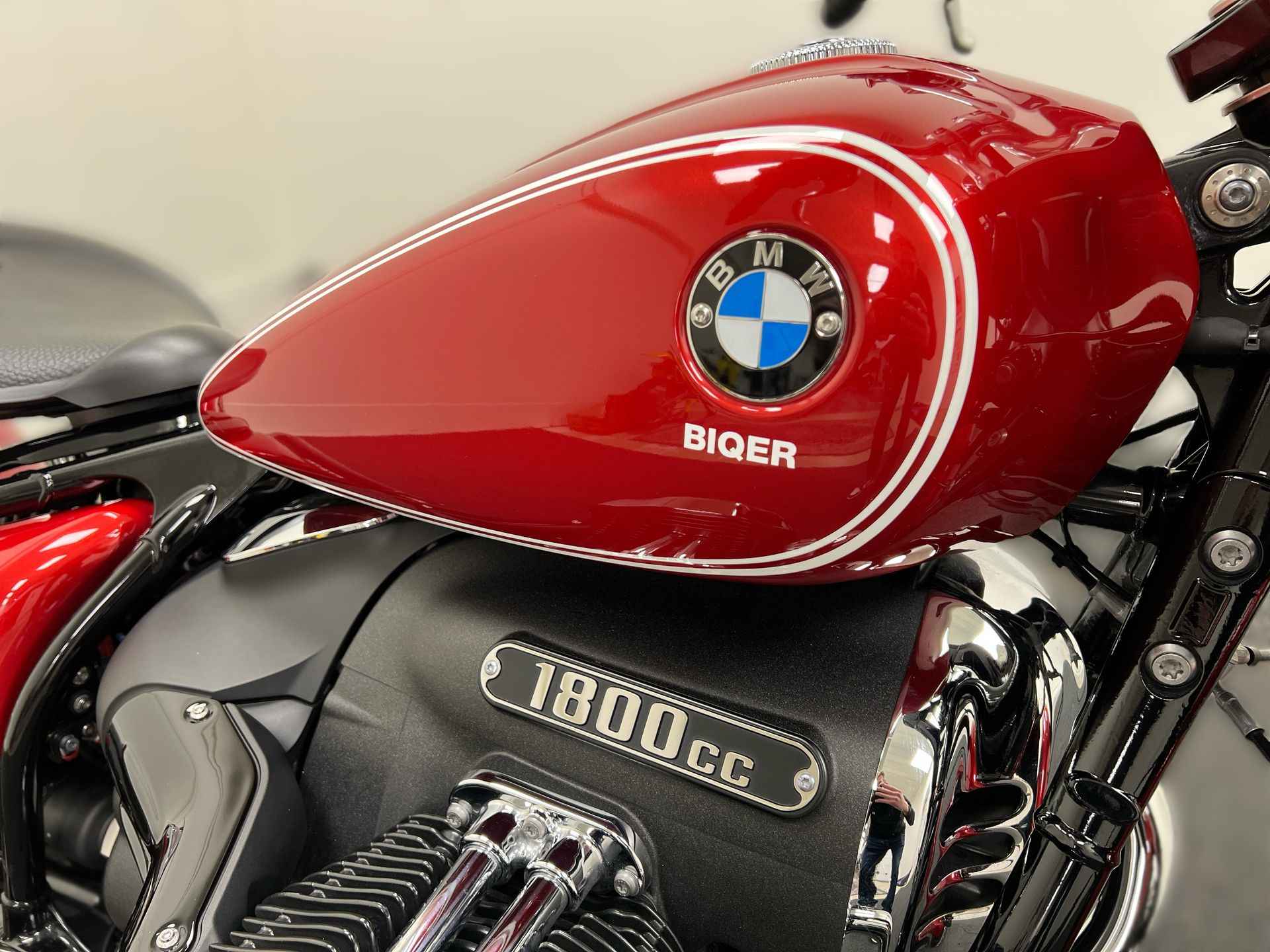 BMW R 18 Bobber kit met Akrapovic dempers BTW! - 12/19