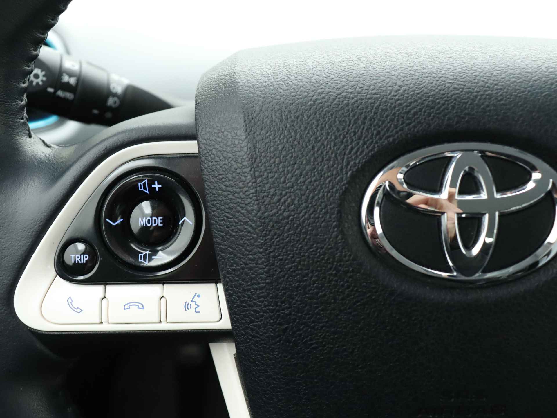 Toyota Prius 1.8 Hybrid Dynamic | Camera | Bluetooth | Airco | - 16/40