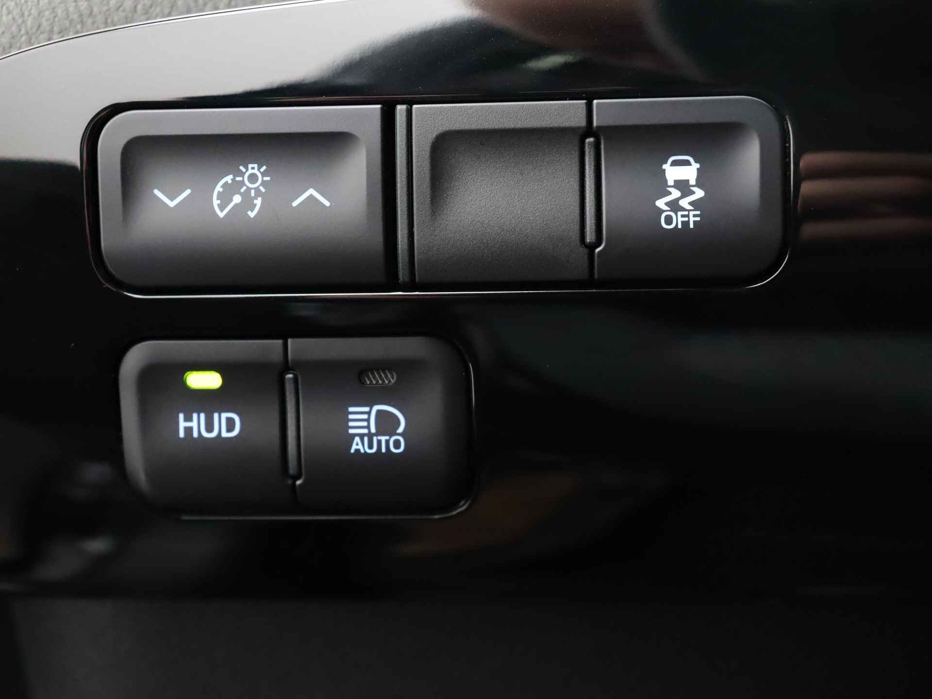 Toyota Prius 1.8 Hybrid Dynamic | Camera | Bluetooth | Airco | - 28/40