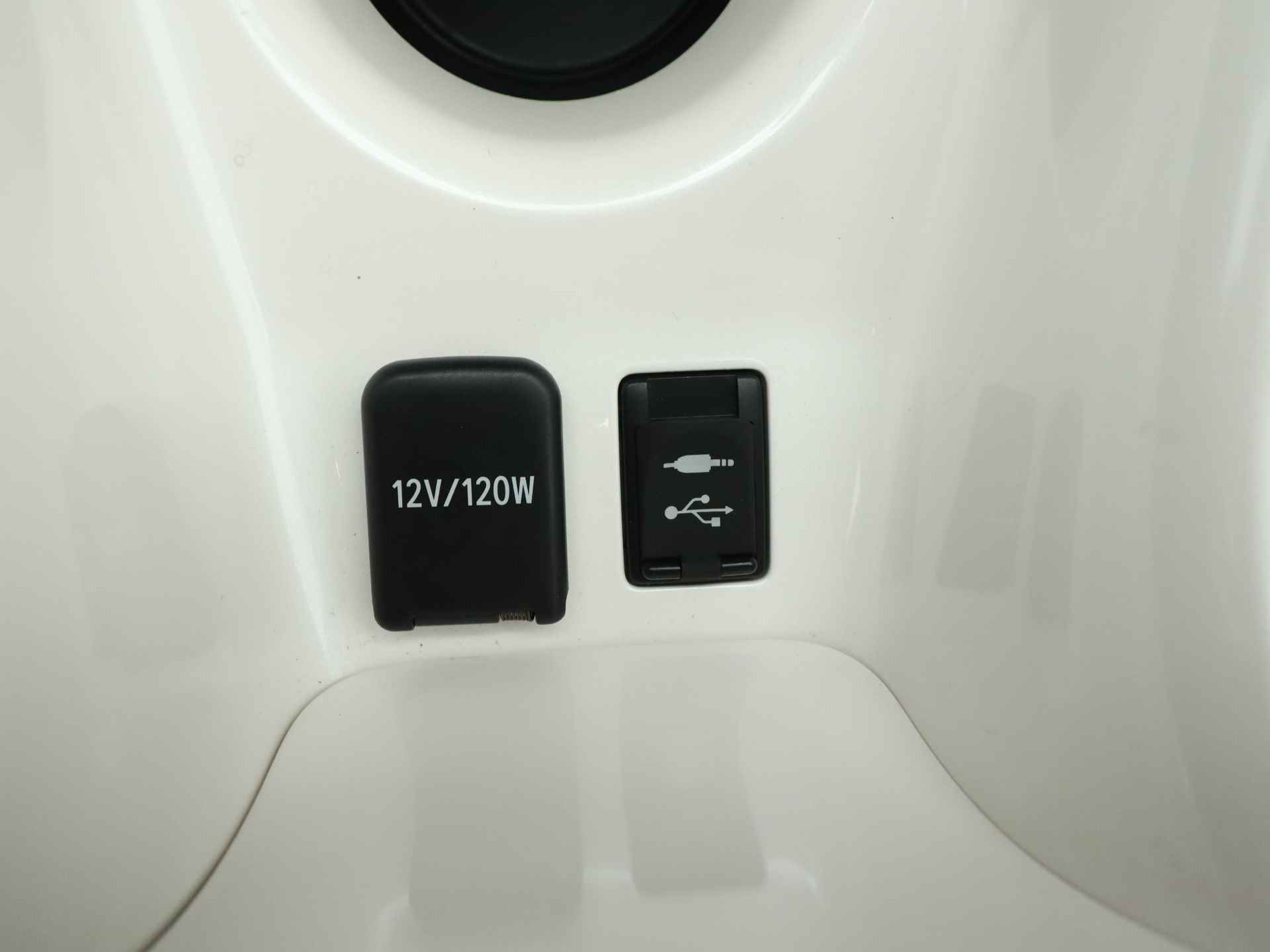 Toyota Prius 1.8 Hybrid Dynamic | Camera | Bluetooth | Airco | - 29/40