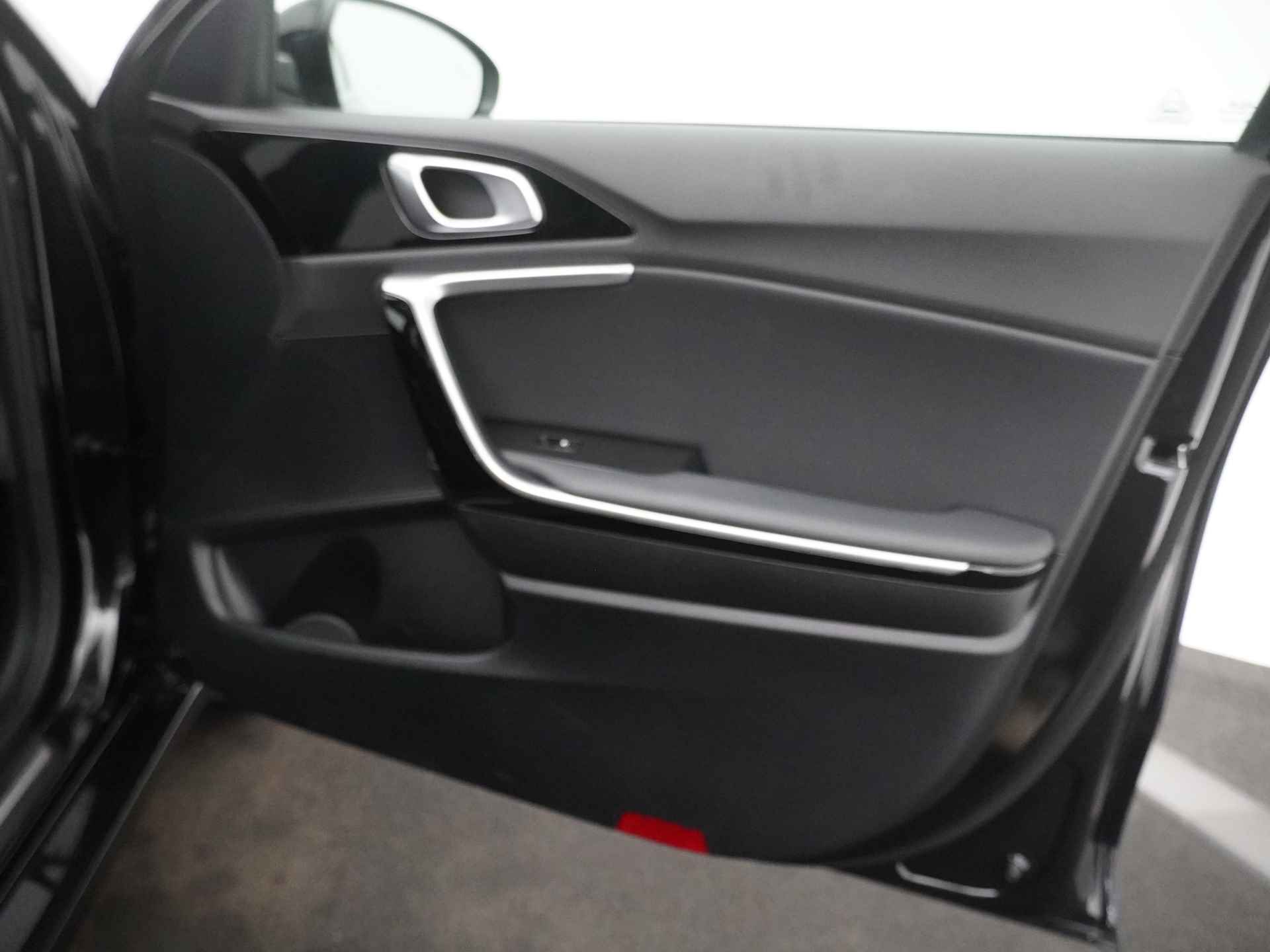 Kia Ceed Sportswagon 1.5 T-GDi GT-Line Automaat - Apple CarPlay/Android Auto - Stoel en stuurwiel verwarming - Panoramadak - Fabrieksgarantie tot 02-2029 - 43/51