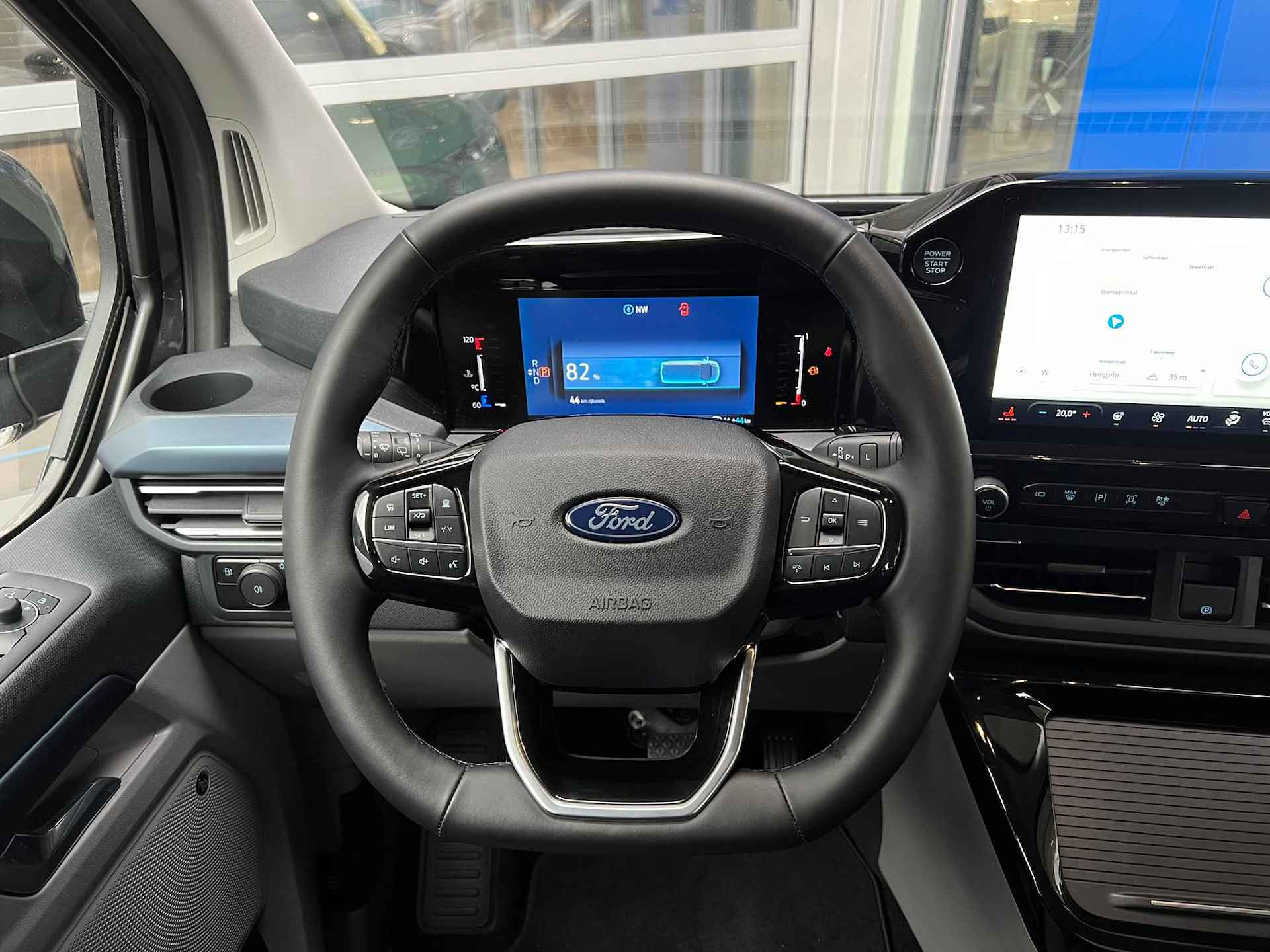 Ford Tourneo Custom 2.5 Plug-IN Hybrid Active 233 PK | 1.850 kg Trekgewicht | 8 Persoons | Trekhaak | Panoramadak | B&O | Adaptive Cruise C. - 25/51