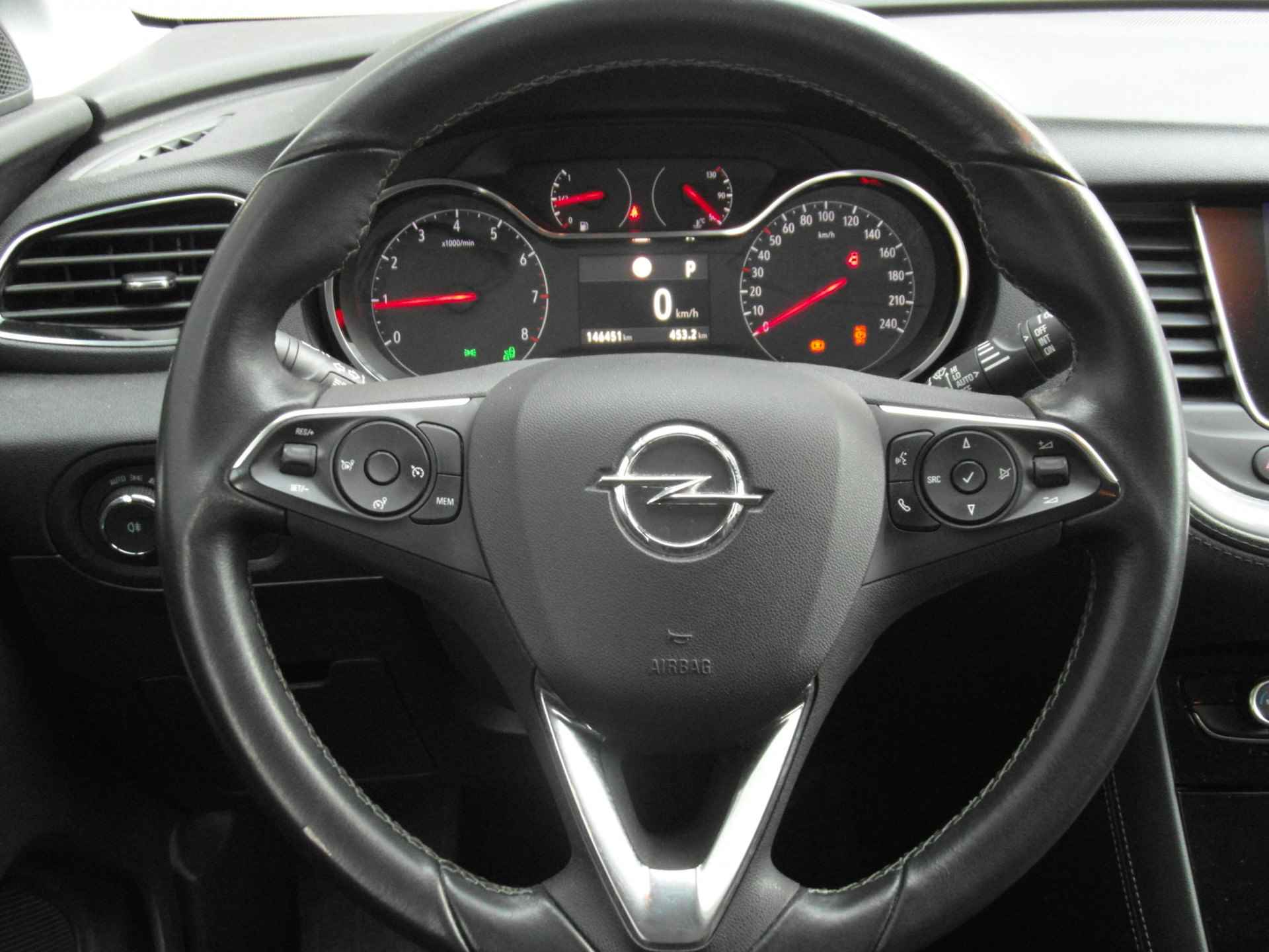Opel Grandland X 1.2 Turbo Business Executive Inclusief afleveringskosten - 11/19