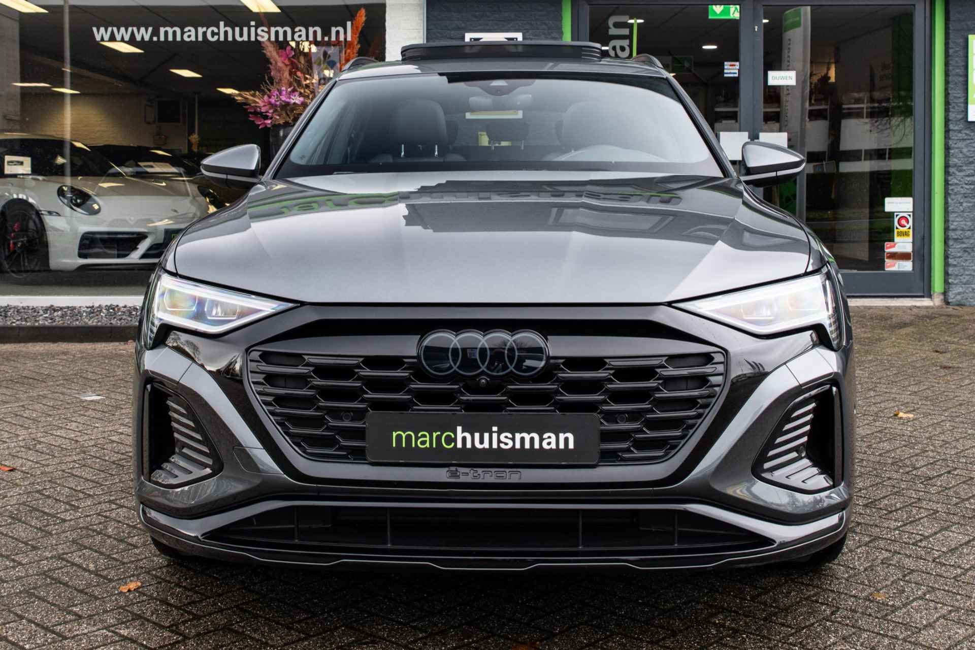 Audi Q8 e-tron 50 quattro S Edition 95 kWh / S-LINE / PANODAK / 22 INCH - 4/57