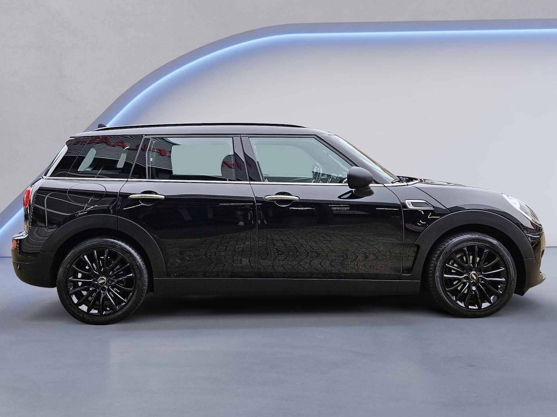 Mini Clubman 1.5 Business Edition / Panoramadak / Navi / 17'' LMV / Elek. verstel + inklapbare spiegels / Bluetooth / Apple Carplay / (MET GARANTIE*) - 5/27