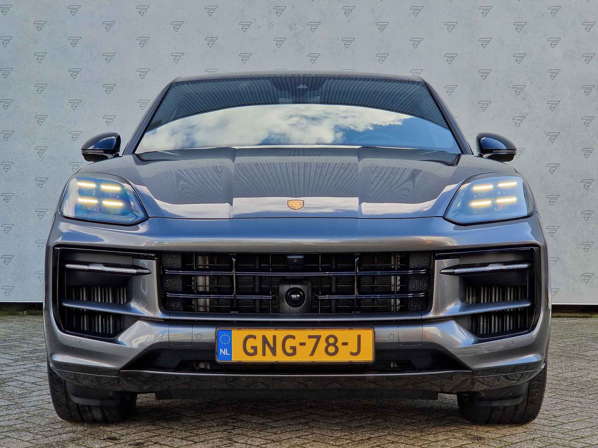 Porsche Cayenne Coupé 3.0 E-Hybrid | Soft-Close | Luchtvering | Key-Less | BOSE | Stoelventilatie | Stuurverwarming | Pano | BSD | - 10/42