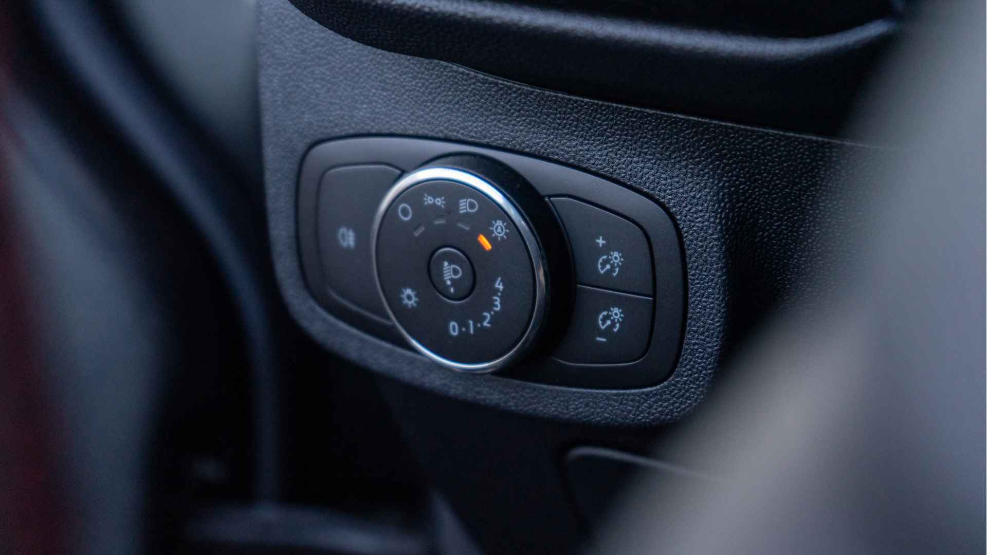 Ford Fiesta 1.0 EcoBoost Hybrid ST-Line | Seat pack | Stoel/stuurwielverwarming | Voorruitverwarming | Dealer auto | - 14/27