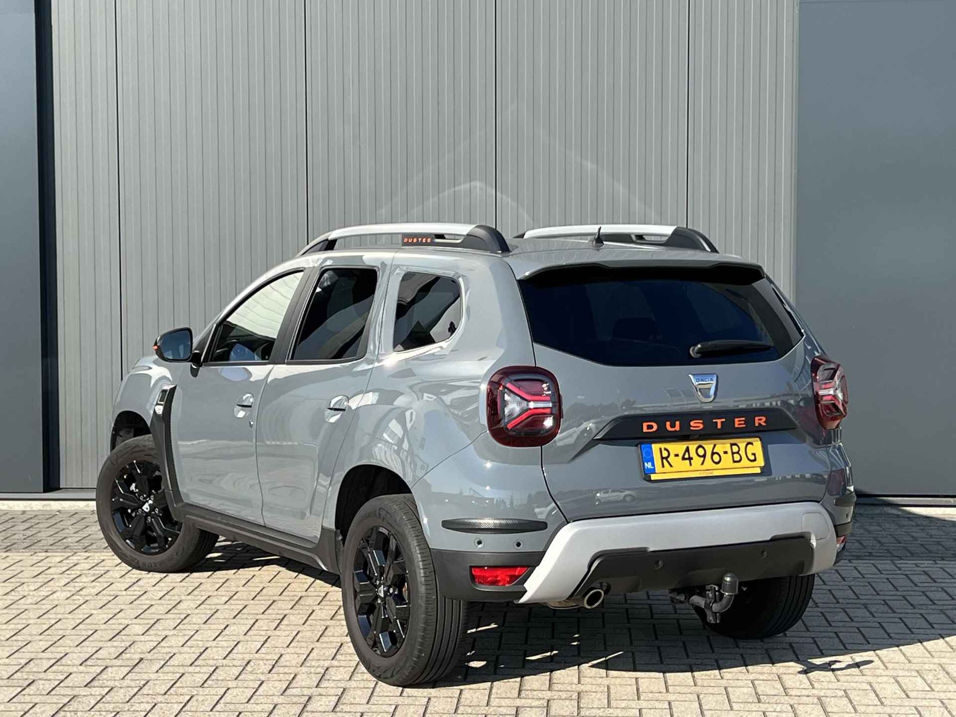 Dacia Duster 1.0 TCe 100 Bi-Fuel Extreme | Trekhaak | 1.500 KG trekvermogen | LPG | Navigatie - 10/30