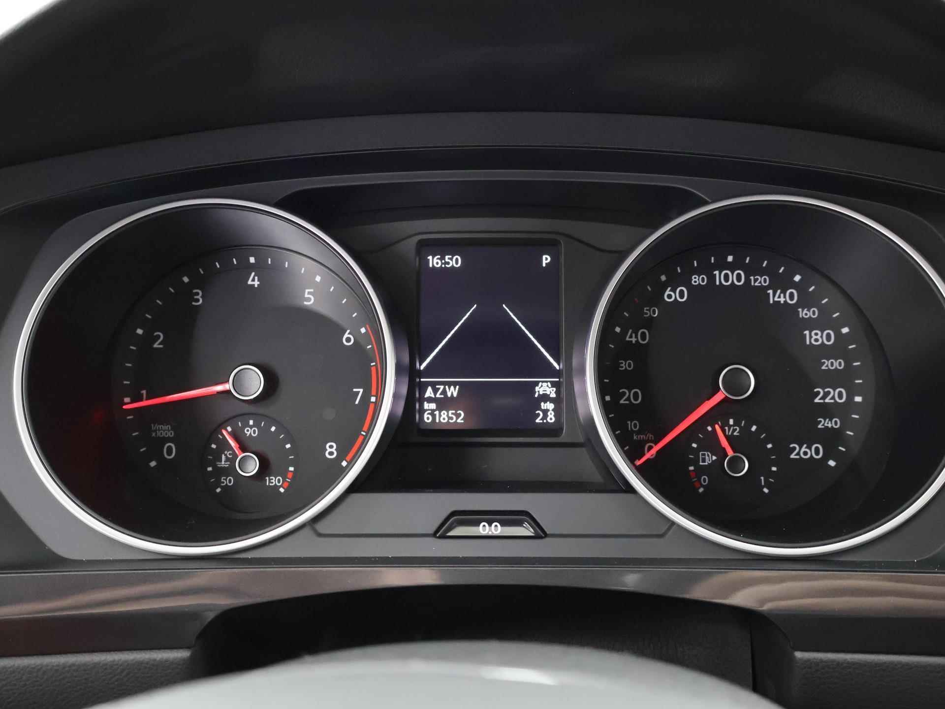 Volkswagen Tiguan Allspace 1.5 TSI Comfortline Business 7p. | Adaptive Cruise Control  | Stoelverwarming | Parkeercamera | Navigatie | - 13/36