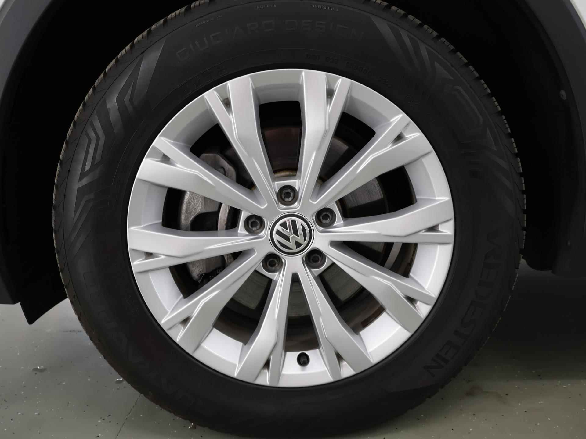 Volkswagen Tiguan Allspace 1.5 TSI Comfortline Business 7p. | Adaptive Cruise Control  | Stoelverwarming | Parkeercamera | Navigatie | - 35/36