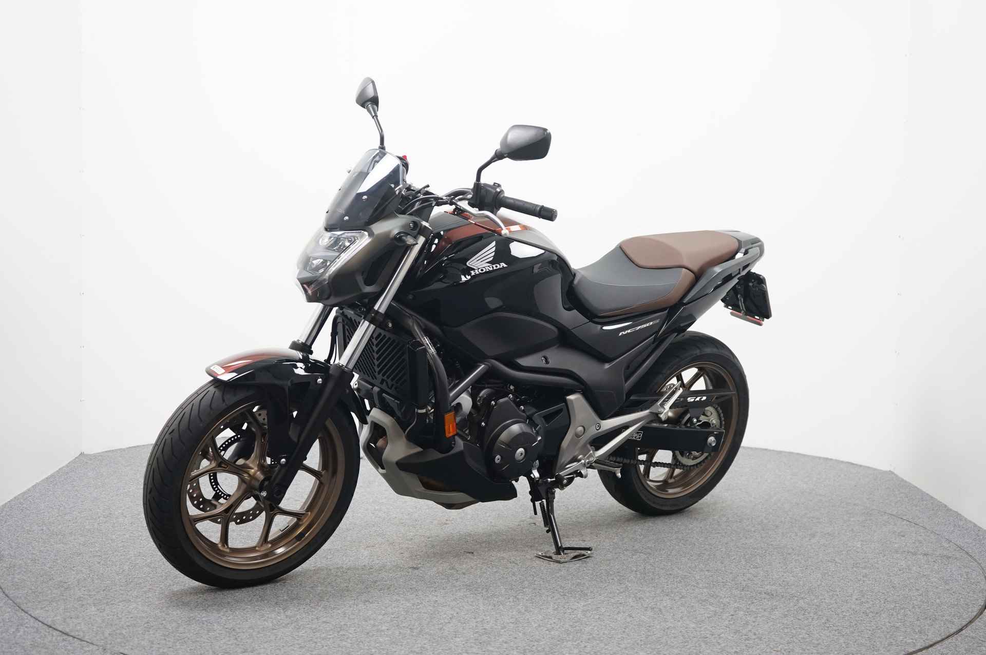 Honda NC 750 SA 35KW - 4/15