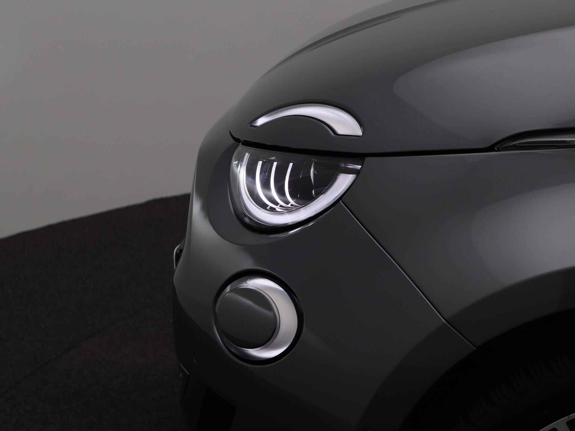 Fiat 500 C Icon 42 kWh | Adaptieve Cruise Control | Blind Spot Warning | Camera | Climate Control | 16" LMV | LED-verlichting - 15/40