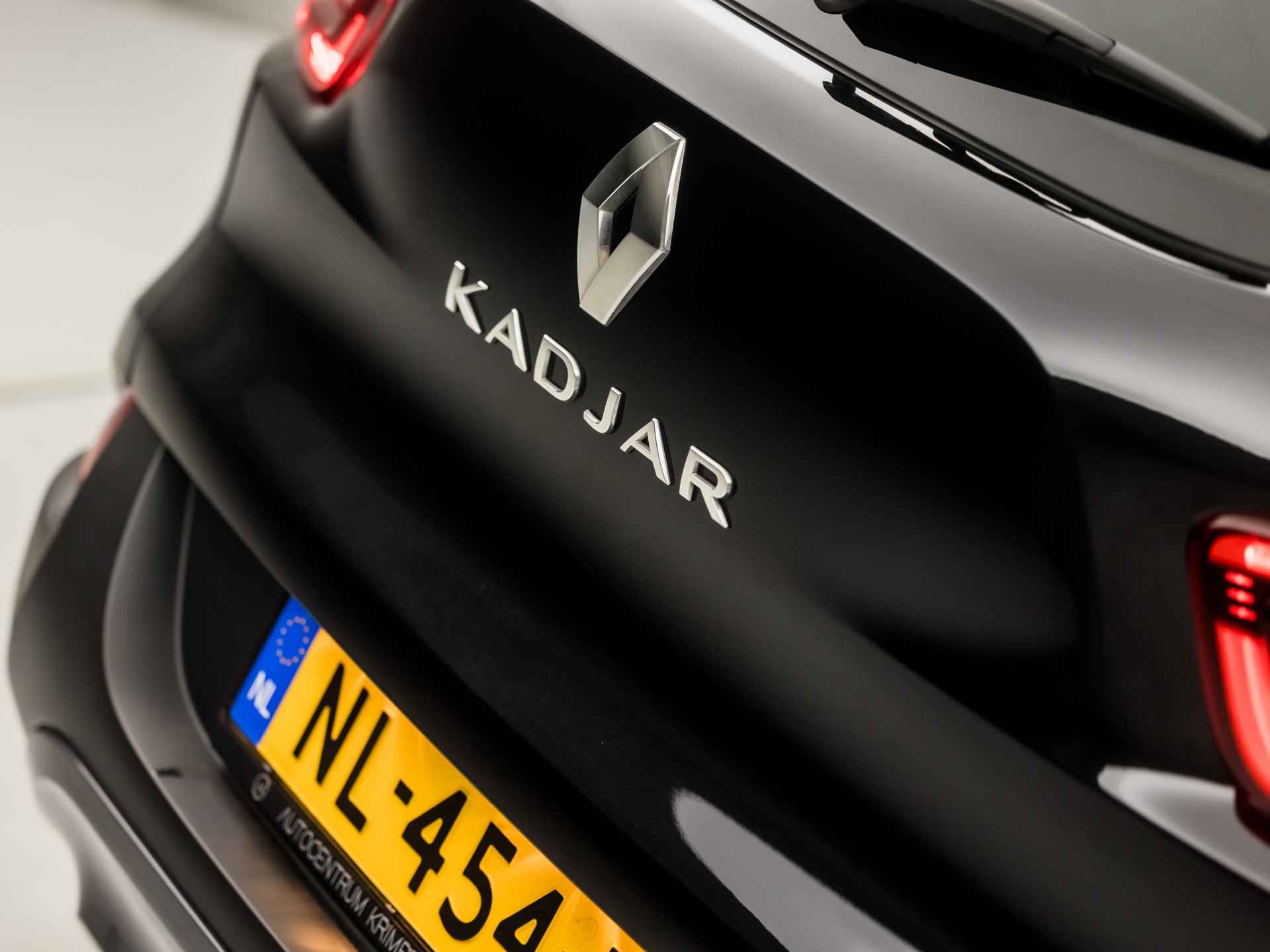 Renault Kadjar 1.2 TCe Intens (NAVIGATIE, CLIMATE, DIGITAL COCKPIT, LEDER, GETINT GLAS, SPORTSTOELEN, TREKHAAK, PARKEERSENSOREN, KEYLESS, NIEUWE APK, NIEUWSTAAT) - 28/35