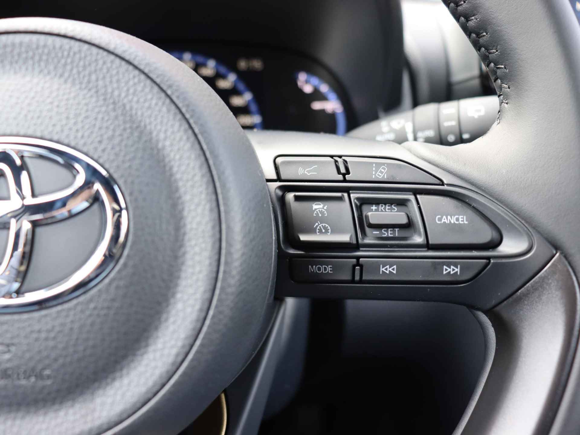 Toyota Yaris Cross 1.5 Hybrid Explore , Nieuw, uit voorraad leverbaar - 24/34
