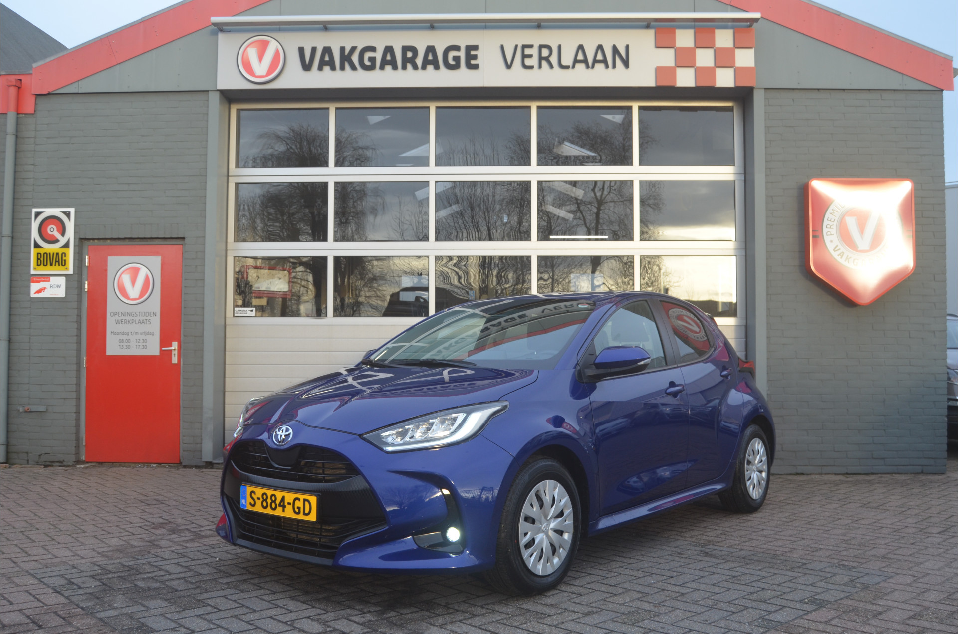 Toyota Yaris 1.5 VVT-i Business Plus 12 mnd gar. bij viaBOVAG.nl