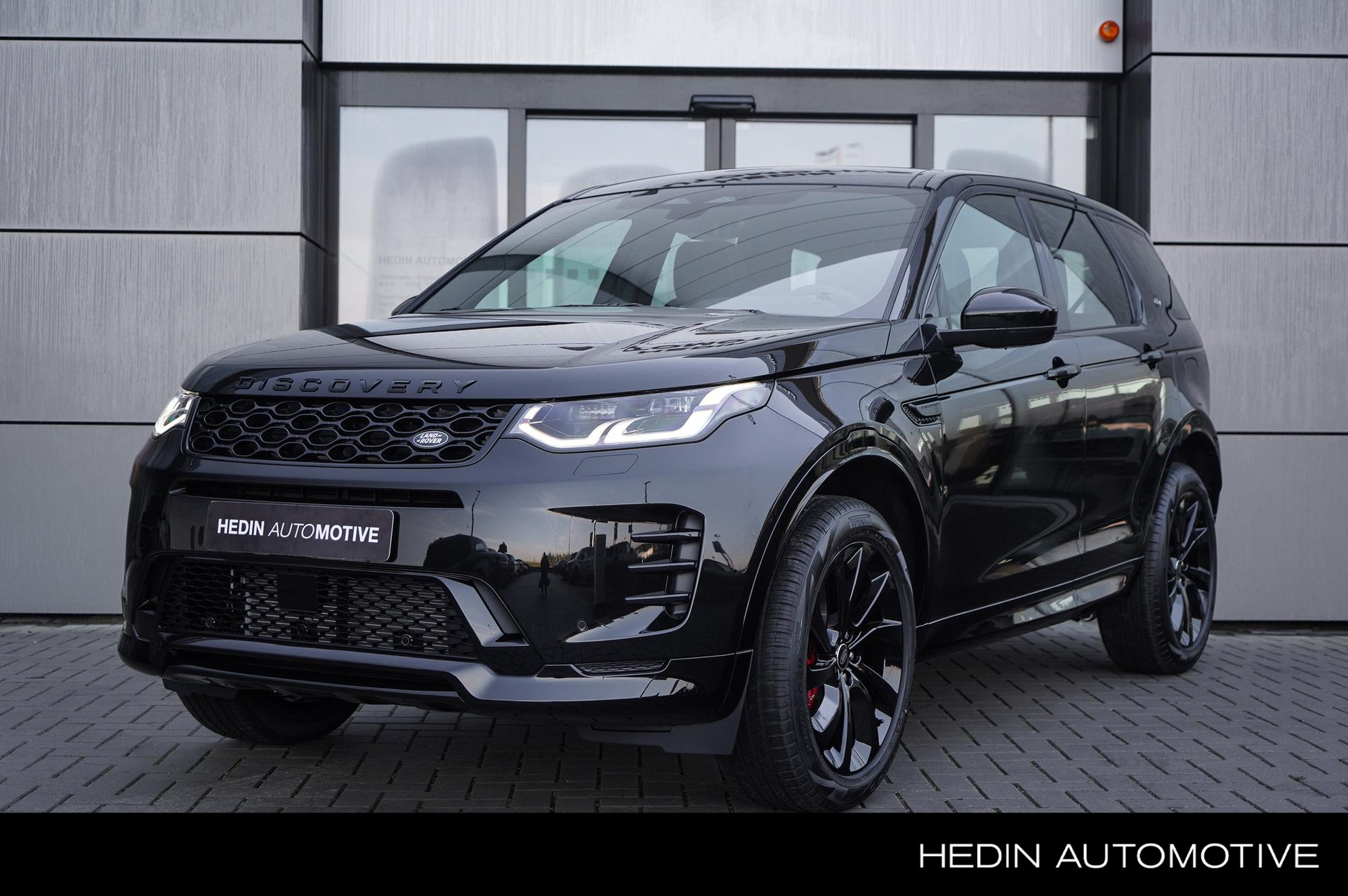 Land Rover Discovery Sport 1.5 P270e PHEV Dynamic SE | Cold Climate Pack | Driver Assist Pack | 20" Glos Black | Direct leverbaar |