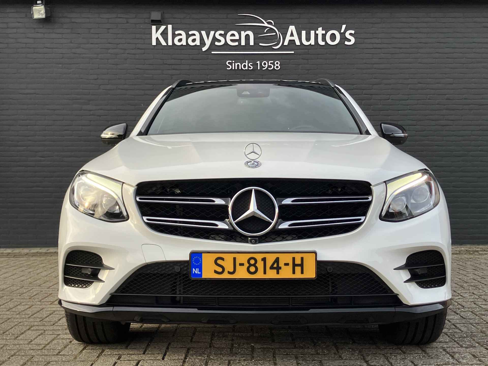 Mercedes-Benz GLC 250 4MATIC AMG Premium Plus AUT. | 1e eigenaar | dealer onderhouden | panoramadak | trekhaak | 36.000 KM - 3/43