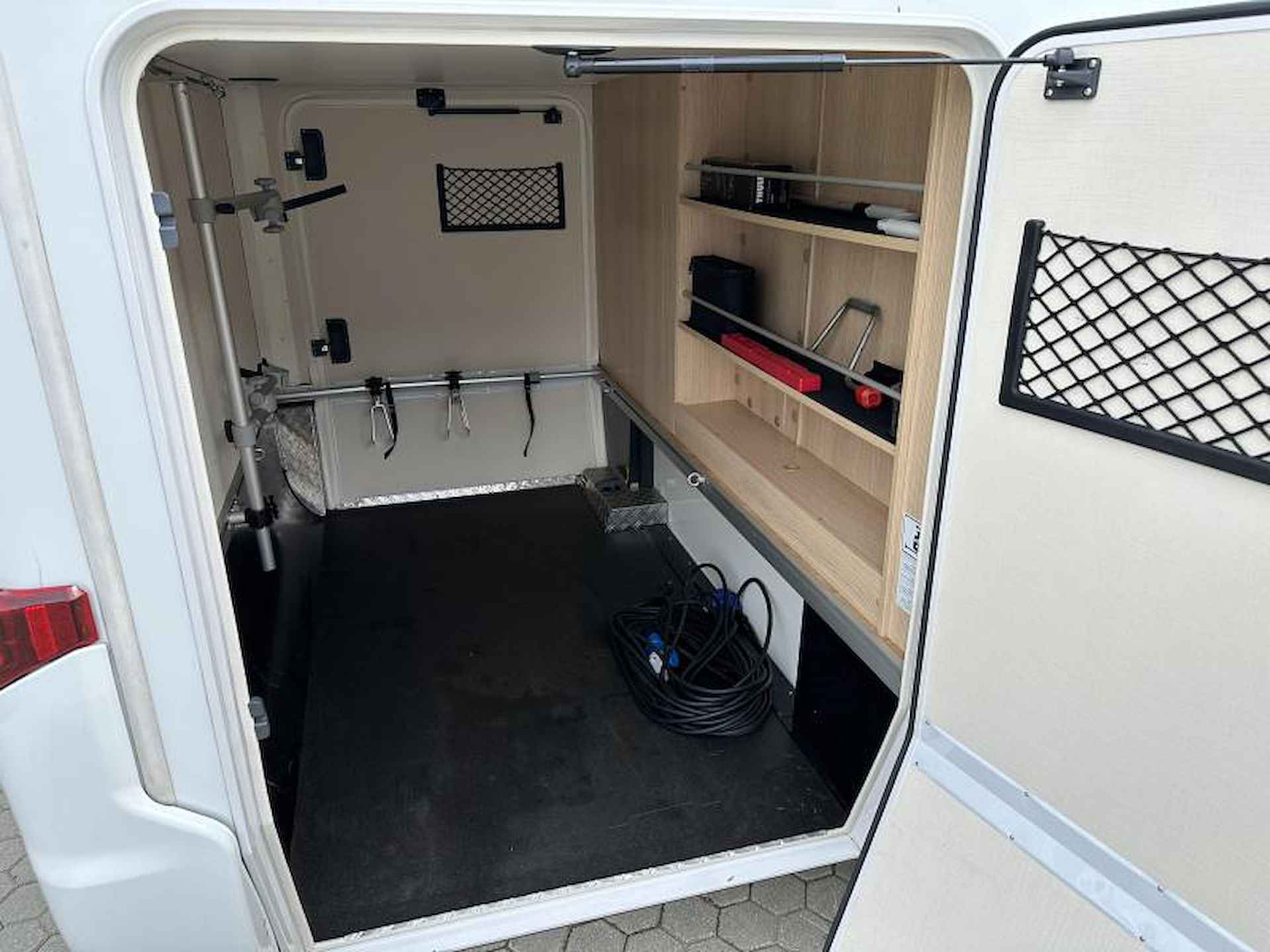 Hymer B-MCT 580  -XXL-BED-AIRCO-FULLOPTION - 6/25