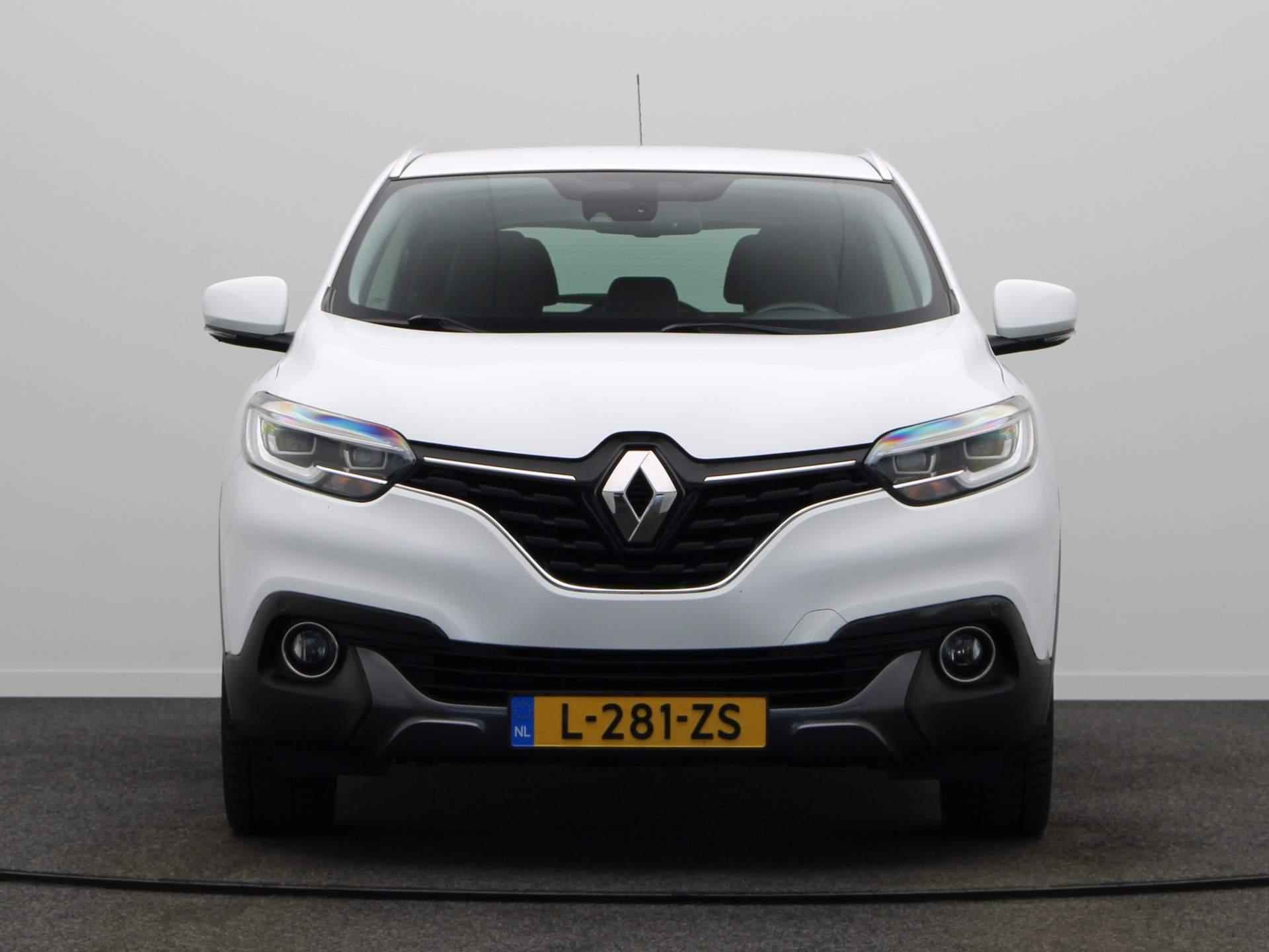 Renault Kadjar TCe Intens | Achteruitrijcamera | Trekhaak | Navigatie | Climate Control | - 6/46