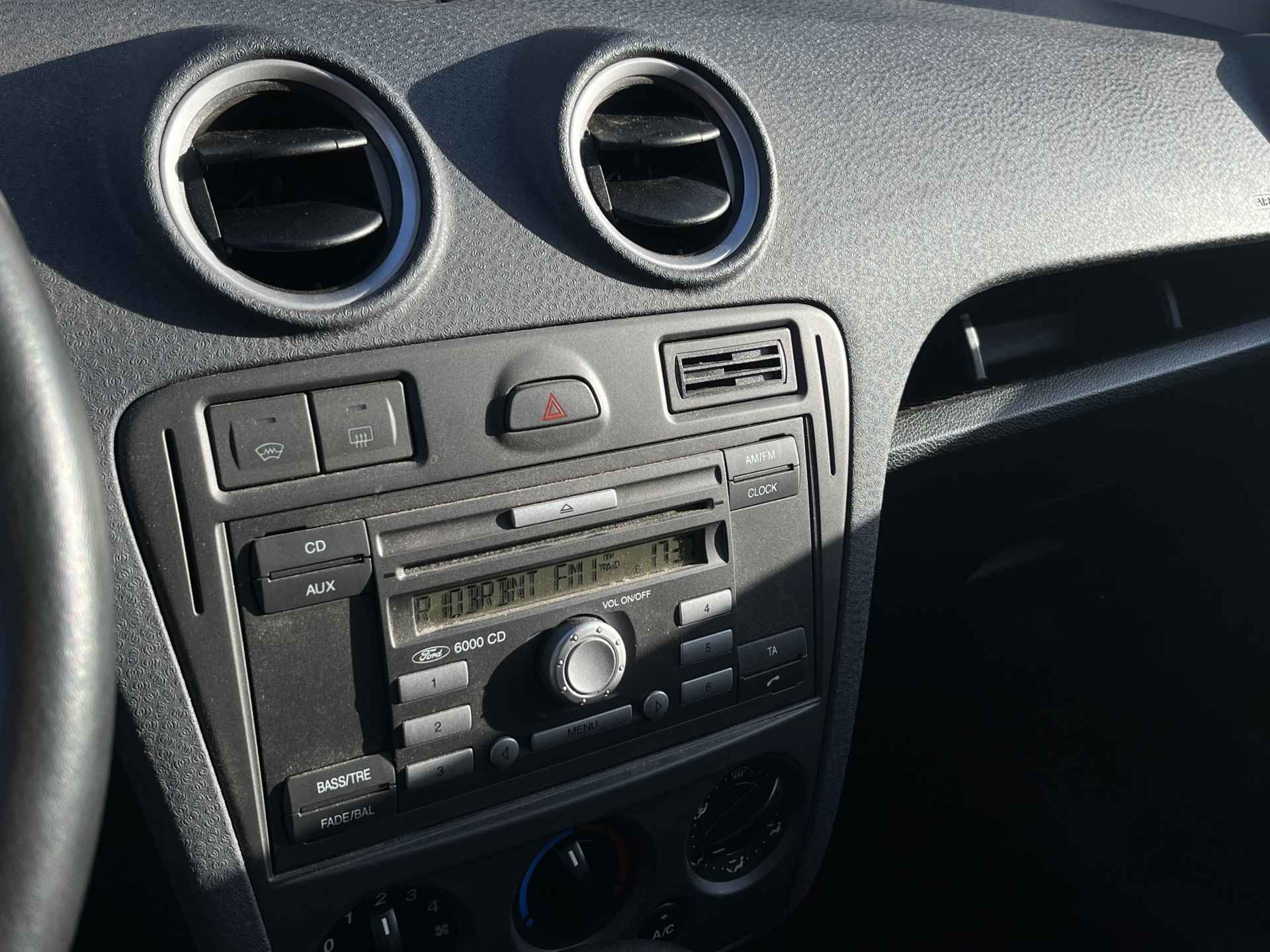 Ford Fusion 1.6-16V Futura Automaat, Airco, Radio, LM - 11/18