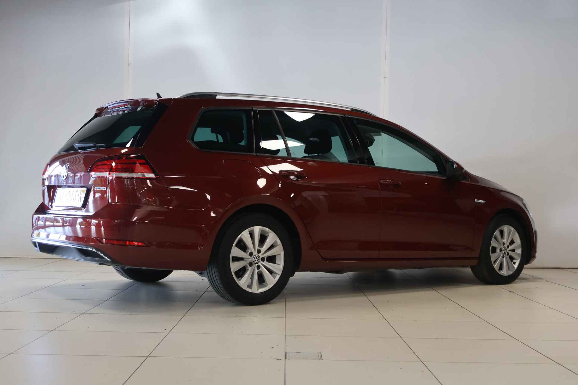 Volkswagen GOLF Variant 1.5 TSI Comfortline Business - 6/26