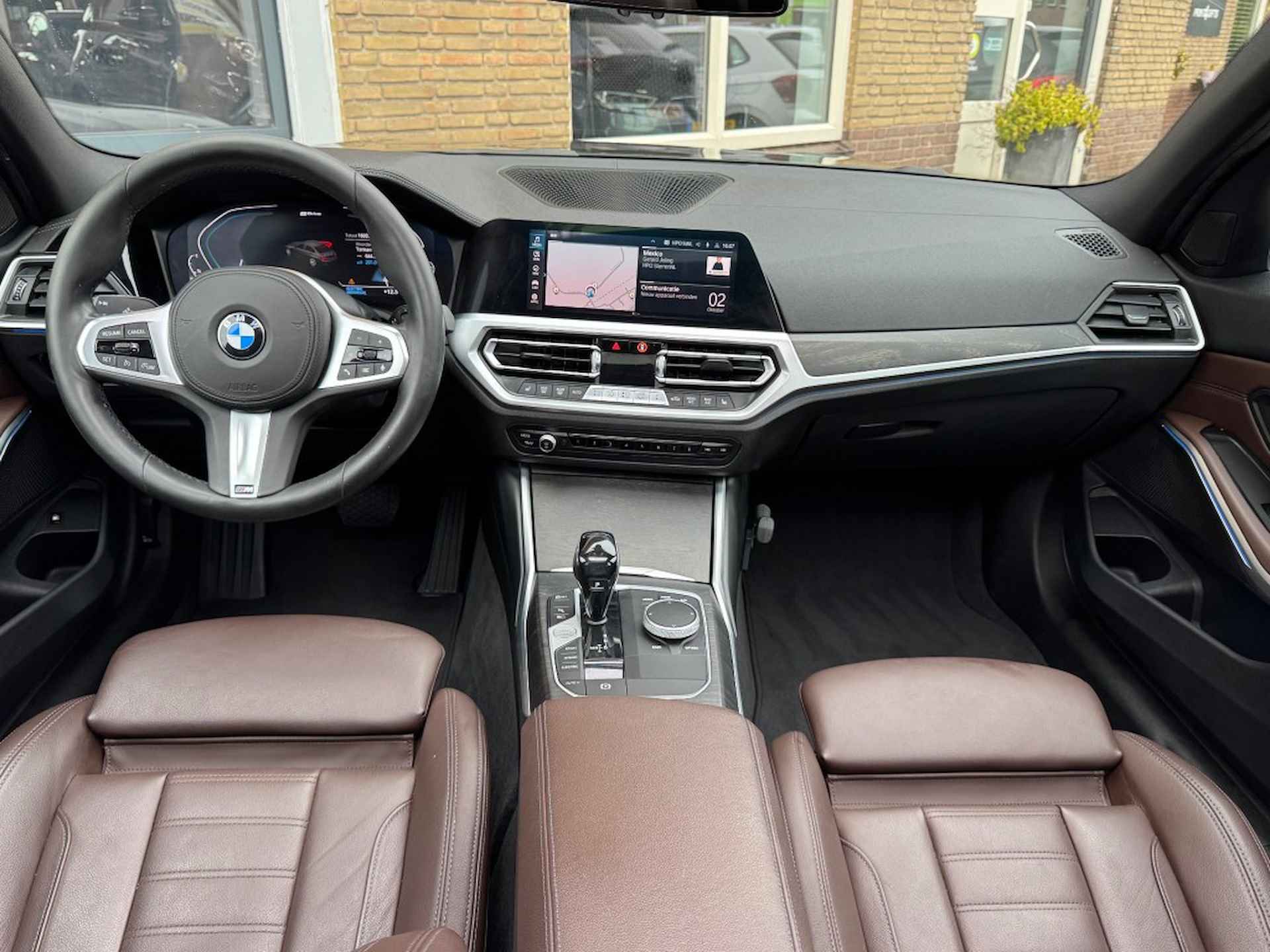 BMW 3-serie 330e HIGH EXECUTIVE LUXURY LEER/SCHUIFDAK/LED/NL-AUTO/1E EIG./VO - 26/51